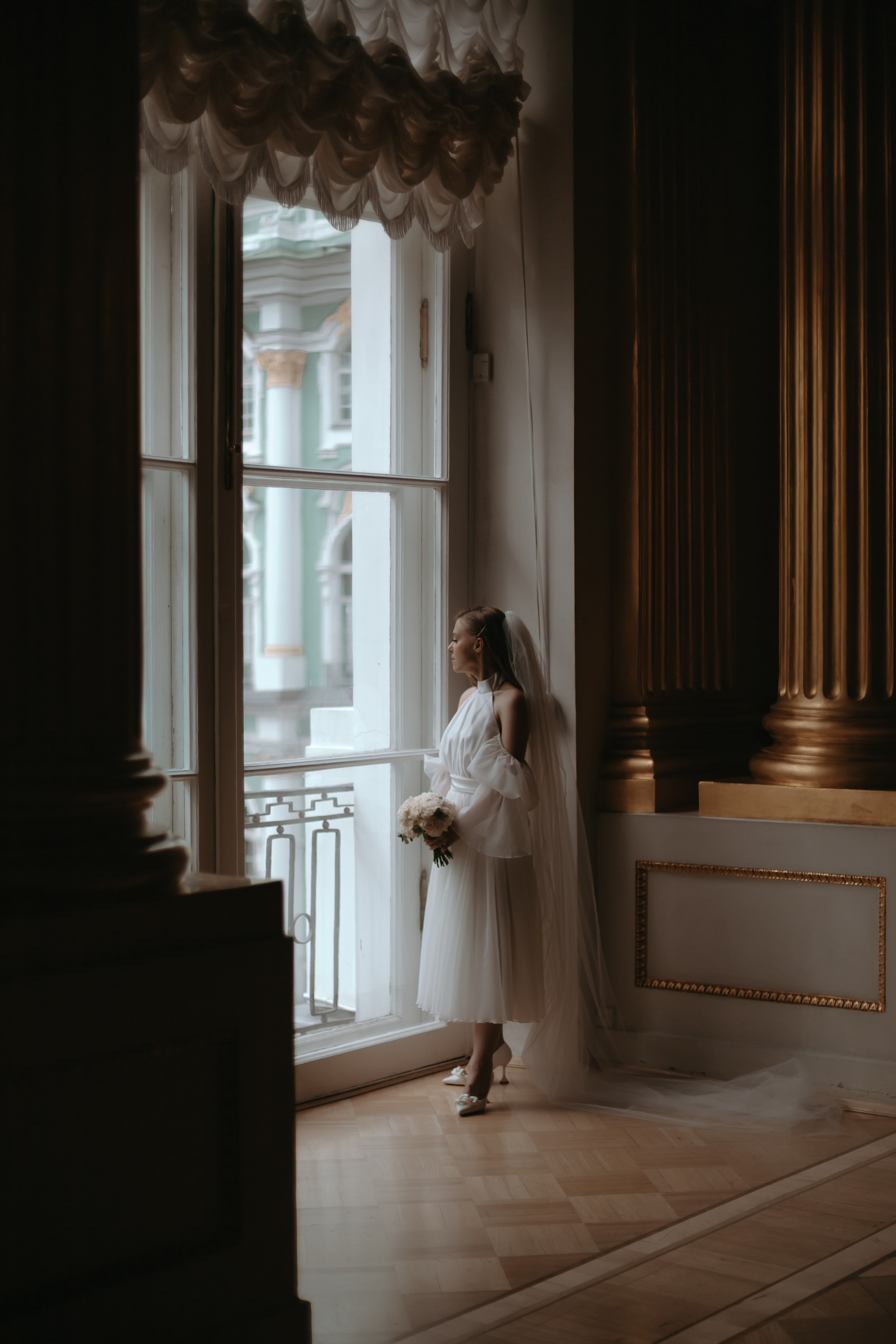 Дождь, жара и Эрмитаж. Свадебный и семейный фотограф Арина Кулёва