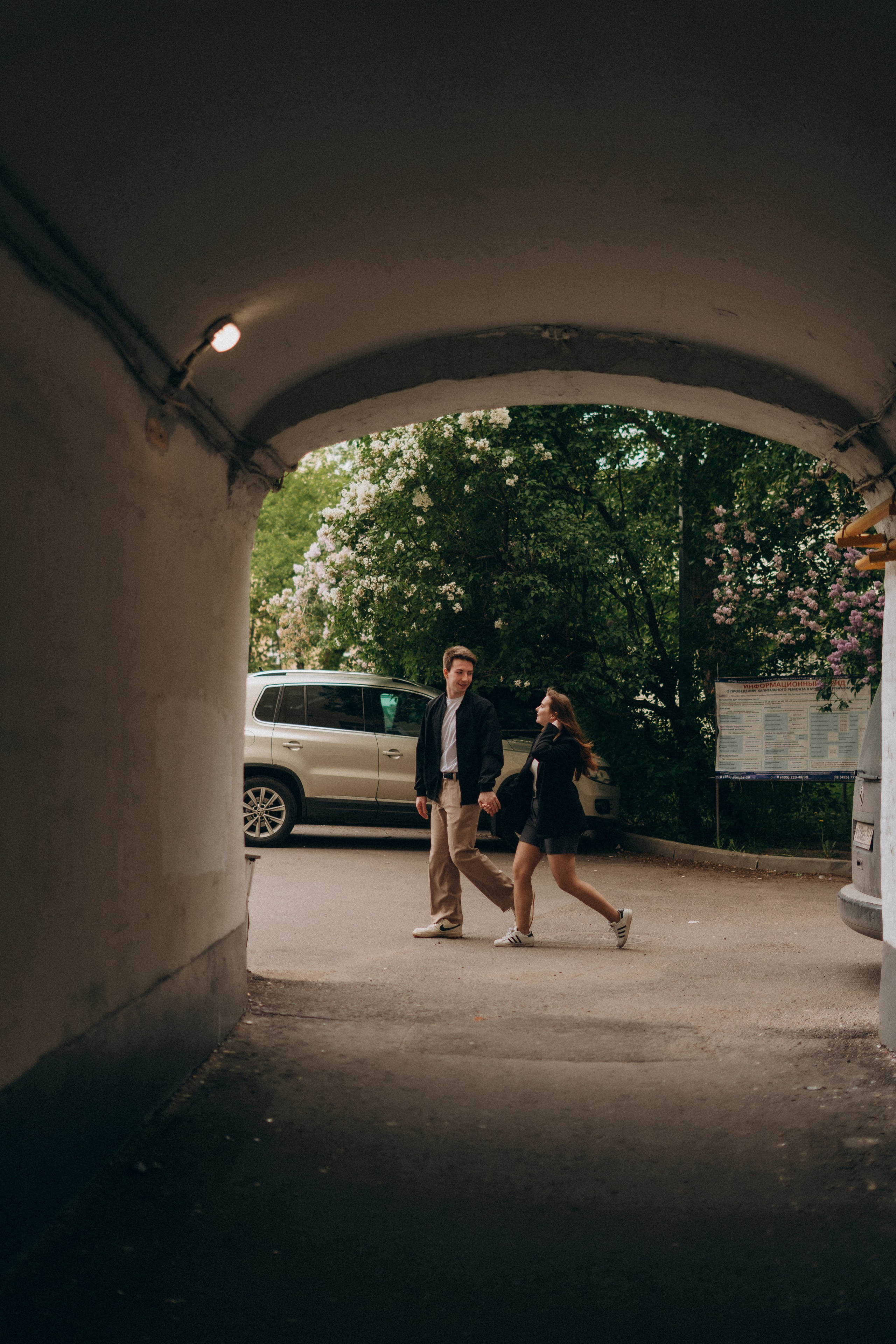 Юля и Даня | Прогулка по улицам Москвы. Фотограф Москва Виктория-Антуанетта