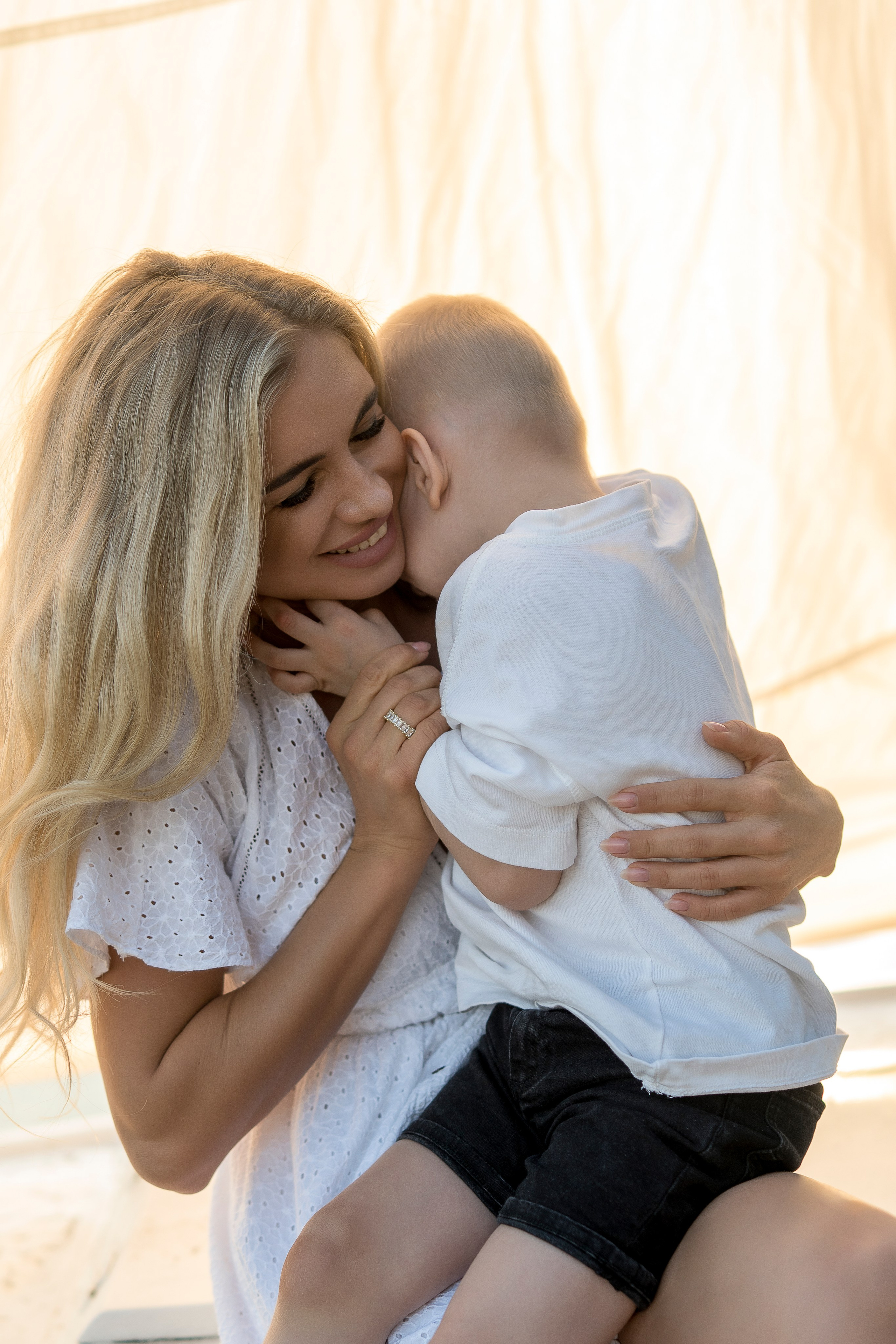 Виктория. Главная