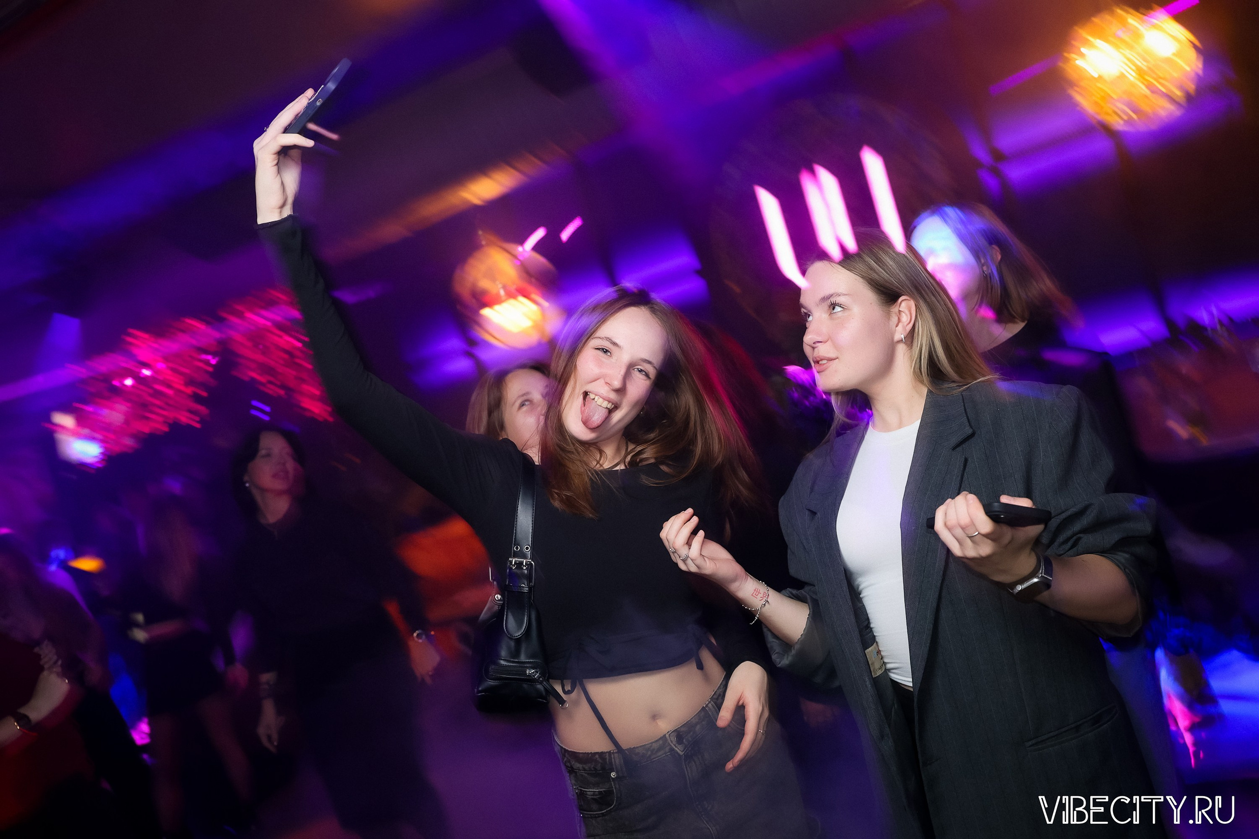 DOUBLE U. VIBECITY.RU Вайб Сити Ру Фоторепортажи Фотоотчеты Калининград