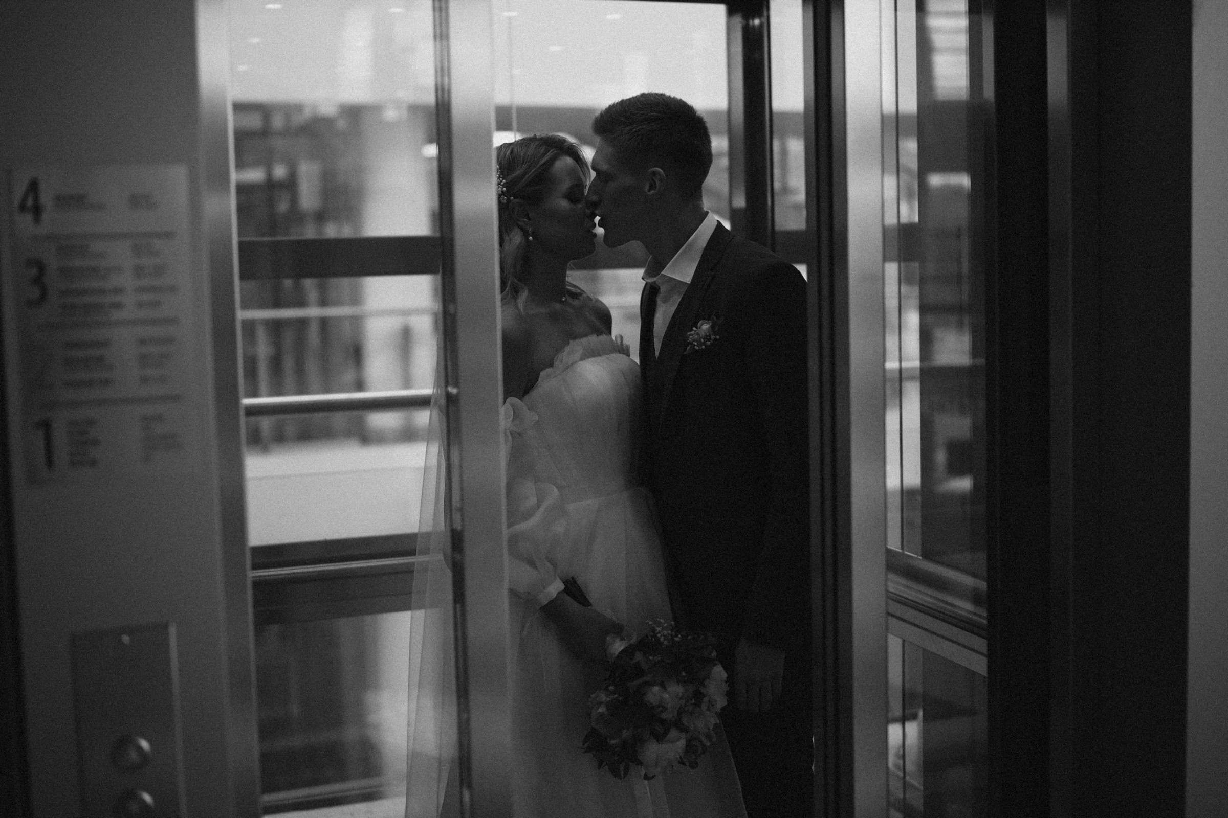 Whitewed. Свадебный фотограф в Ярославле Илья Жуков