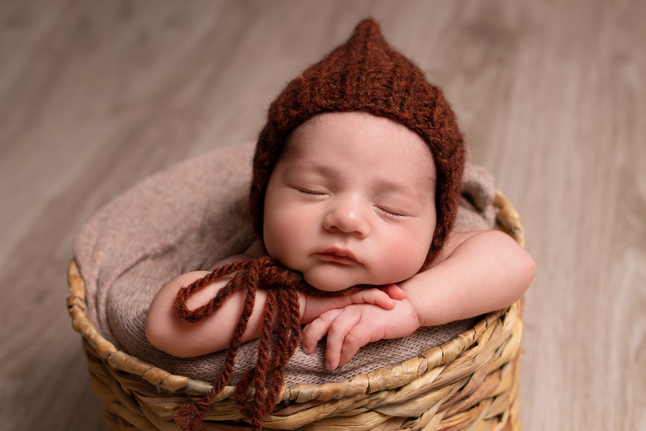 Классическая фотосессия малыша. Фотограф новорожденных малышей в Омске и Омской области Эльвира Камаева