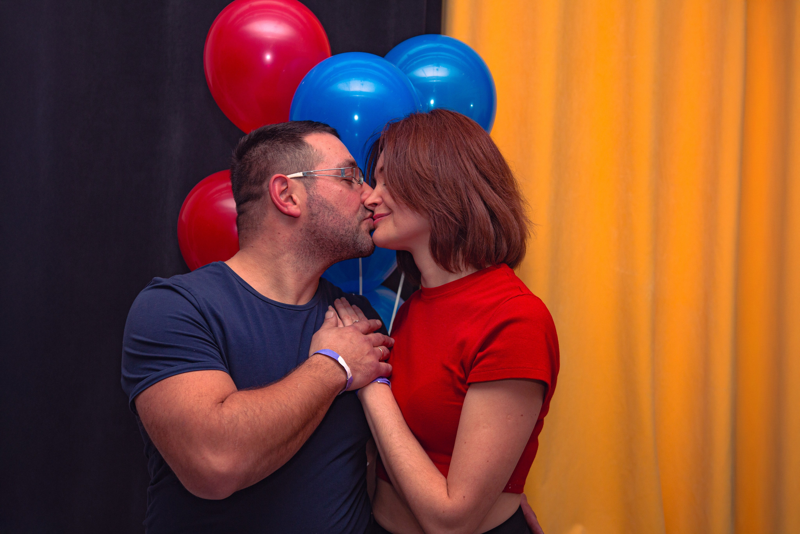 Dance cafe вечеринка