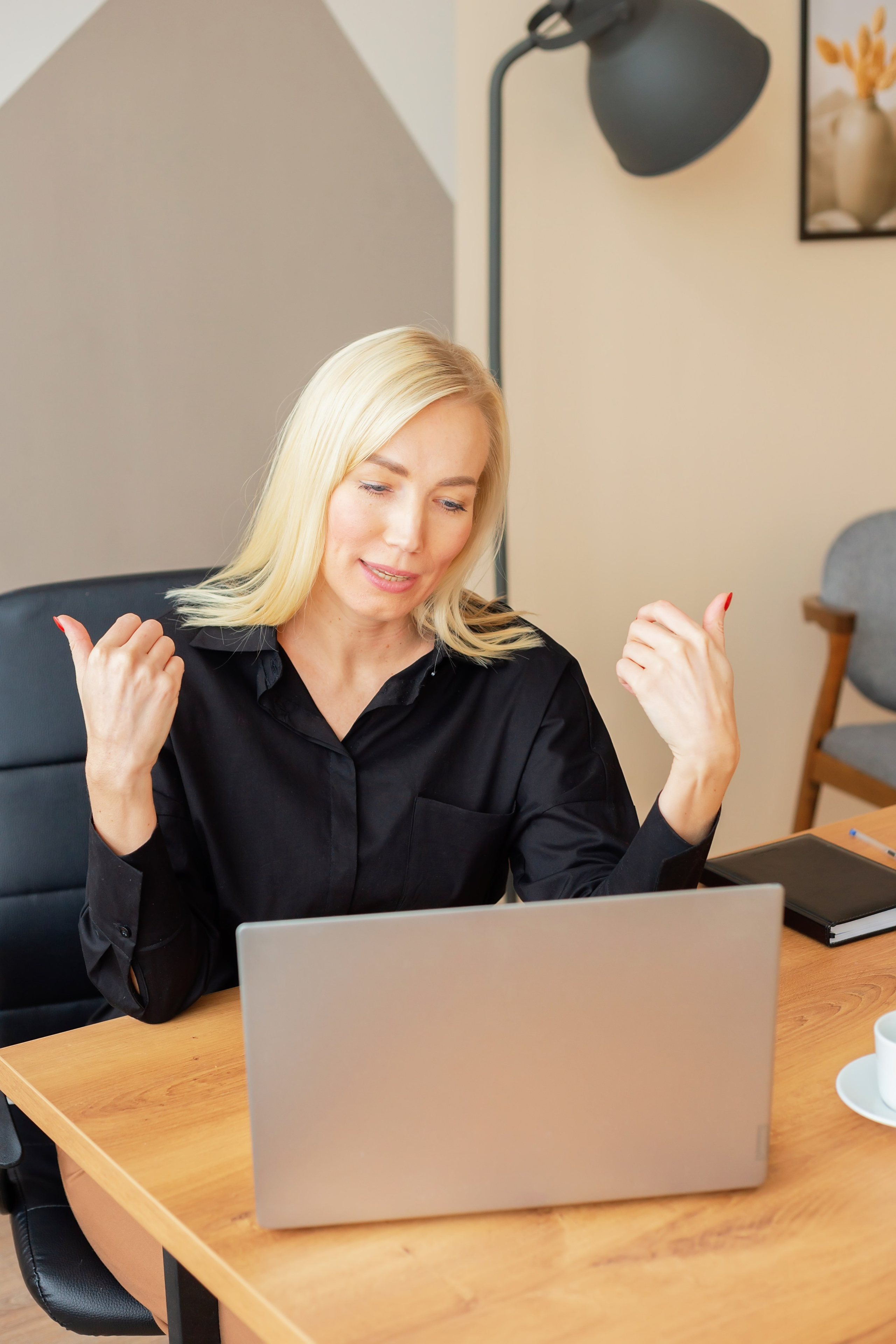 Портретная фотосъемка для HR руководителя в СПБ, Деловой образ для личного бренда. Портретные фотосессии, контент-съемки, репортаж