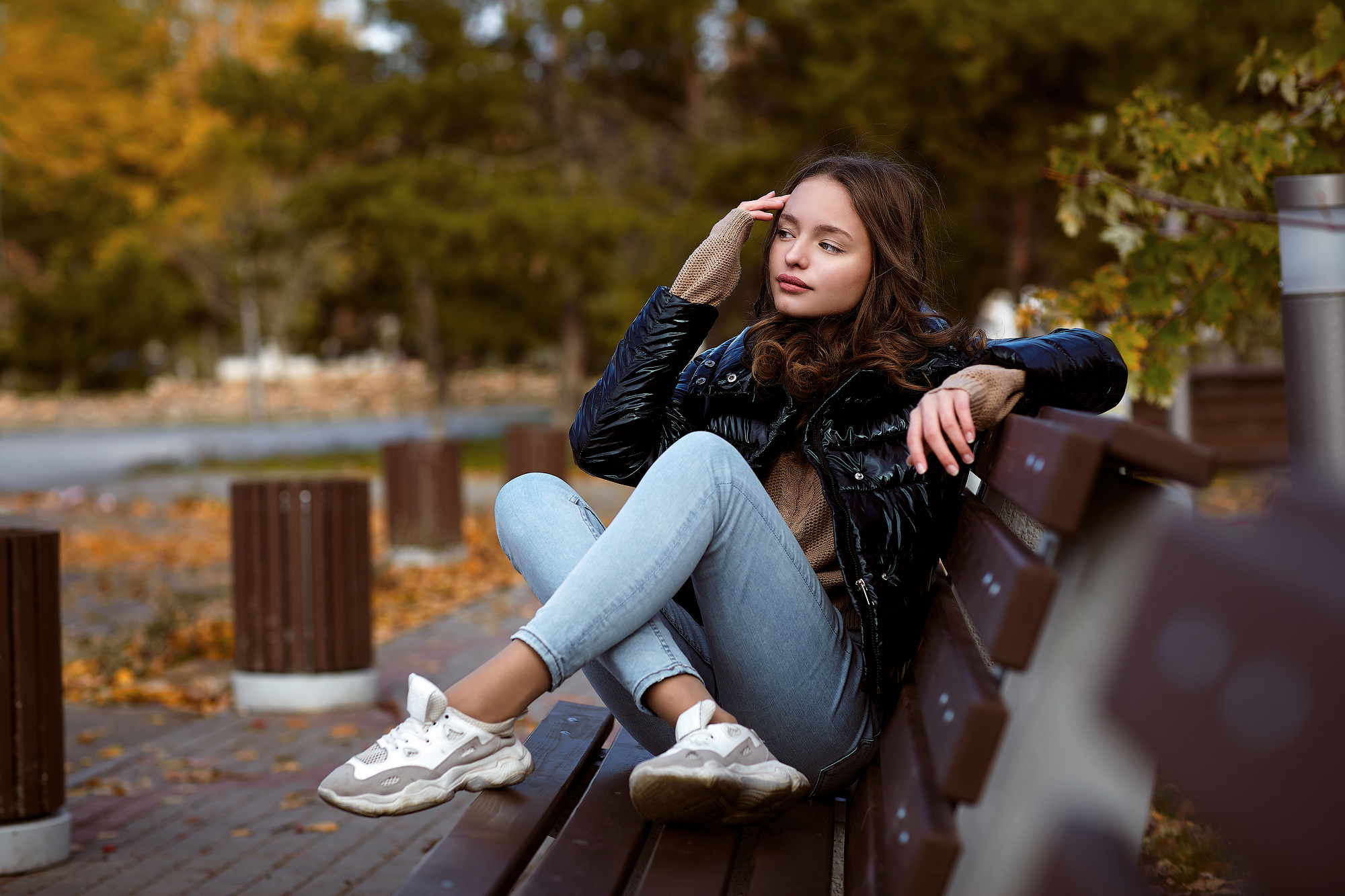 Осенняя прогулка с яркой Елизаветой. Фото видео съёмка в Белой Калитве дуэт Герман и Инна
