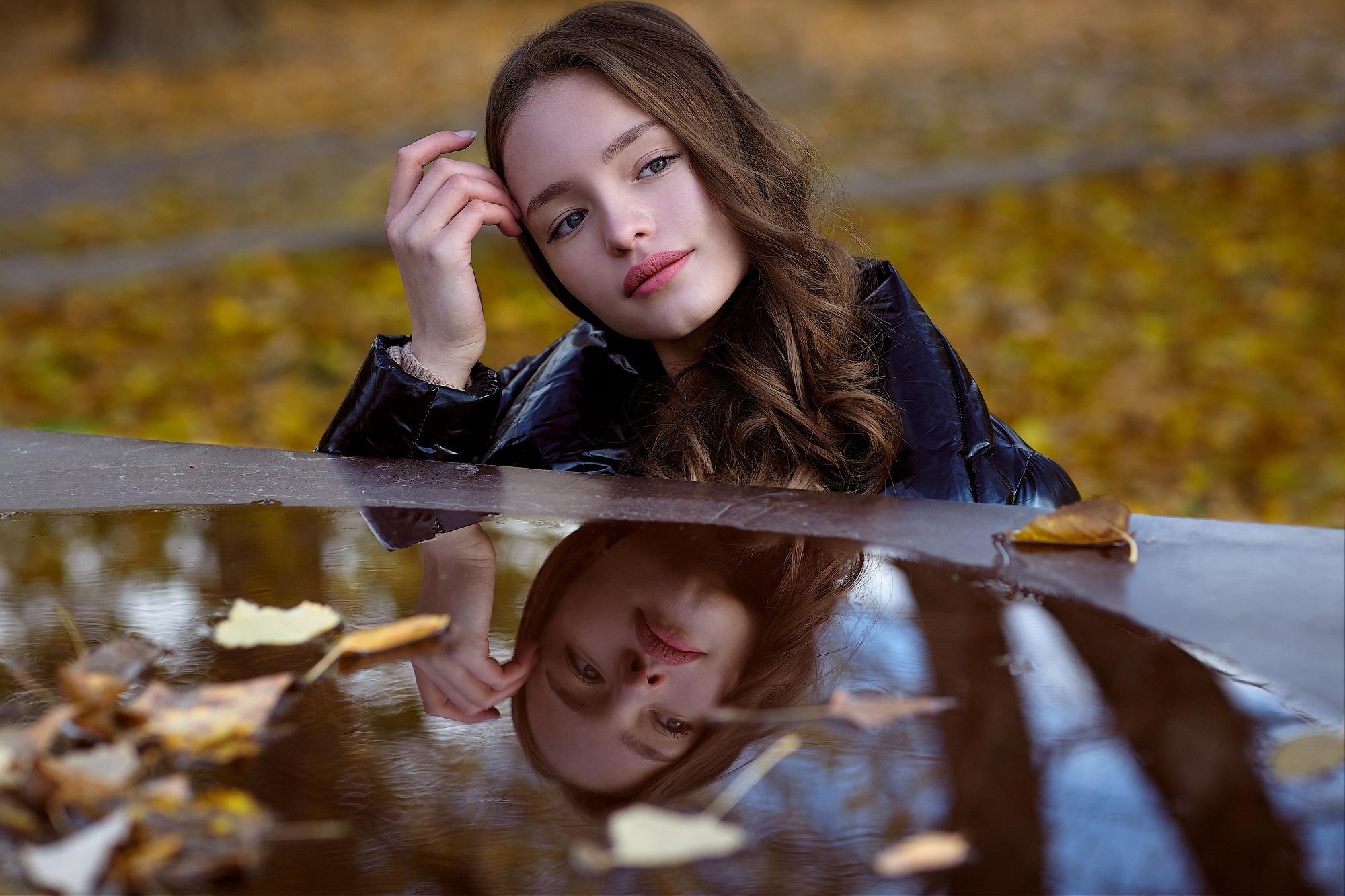 Осенняя прогулка с яркой Елизаветой. Фото видео съёмка в Белой Калитве дуэт Герман и Инна