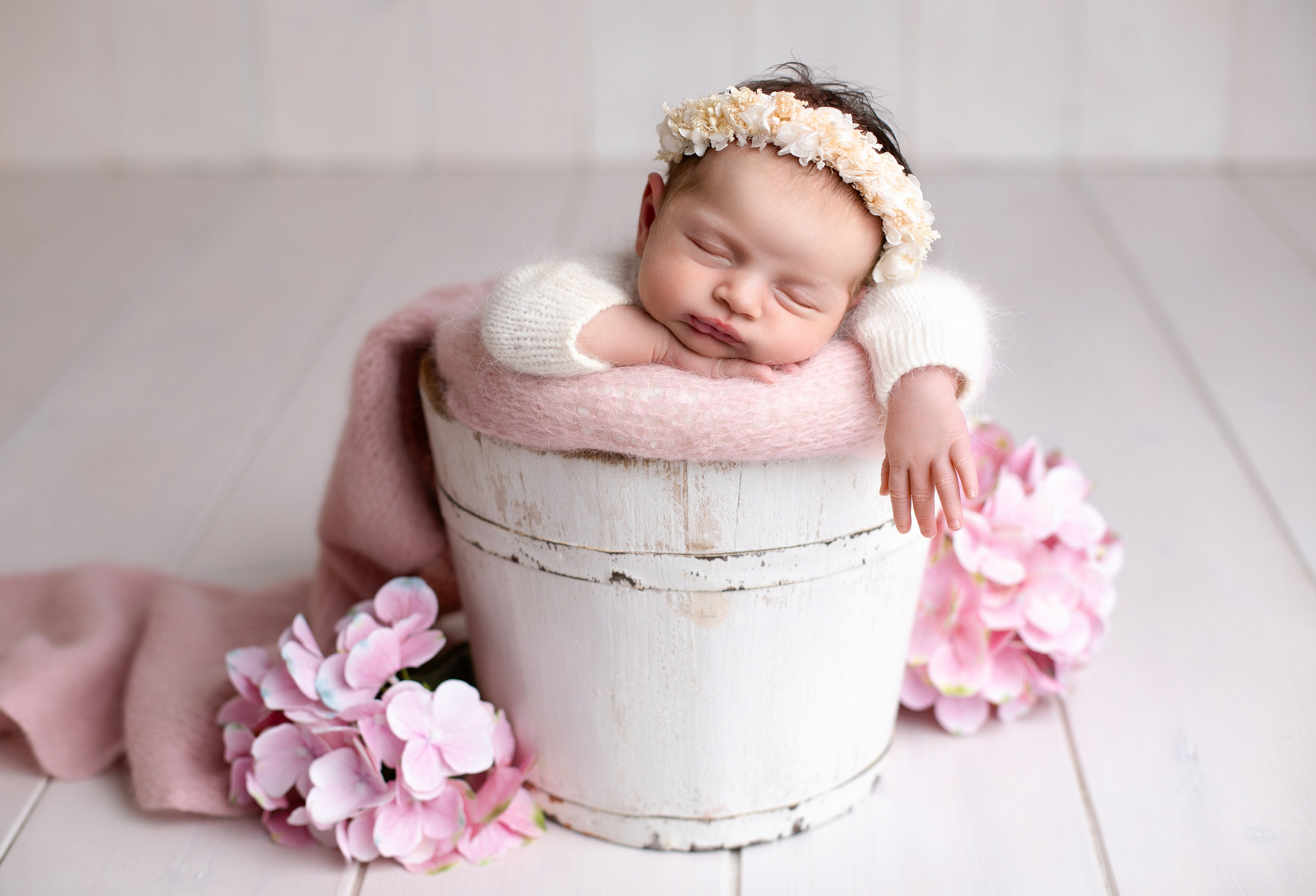 Новорожденные девочки. Фотограф новорожденных в Нижнем Новгороде Белякова Оксана