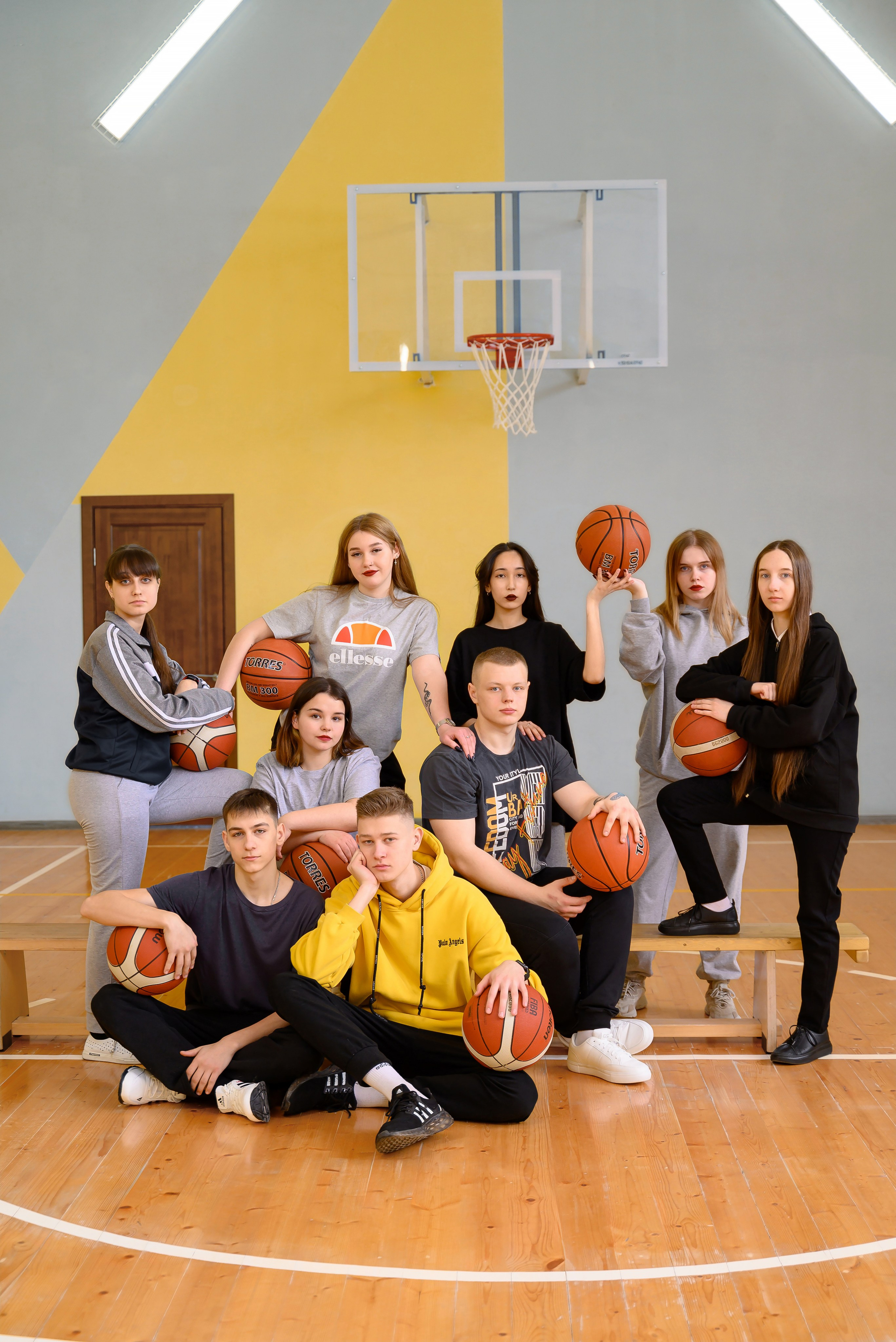 Альбомы для выпускников 9 11 классов. Выпускные альбомы в Туле и Тульской области для школ и детских садов