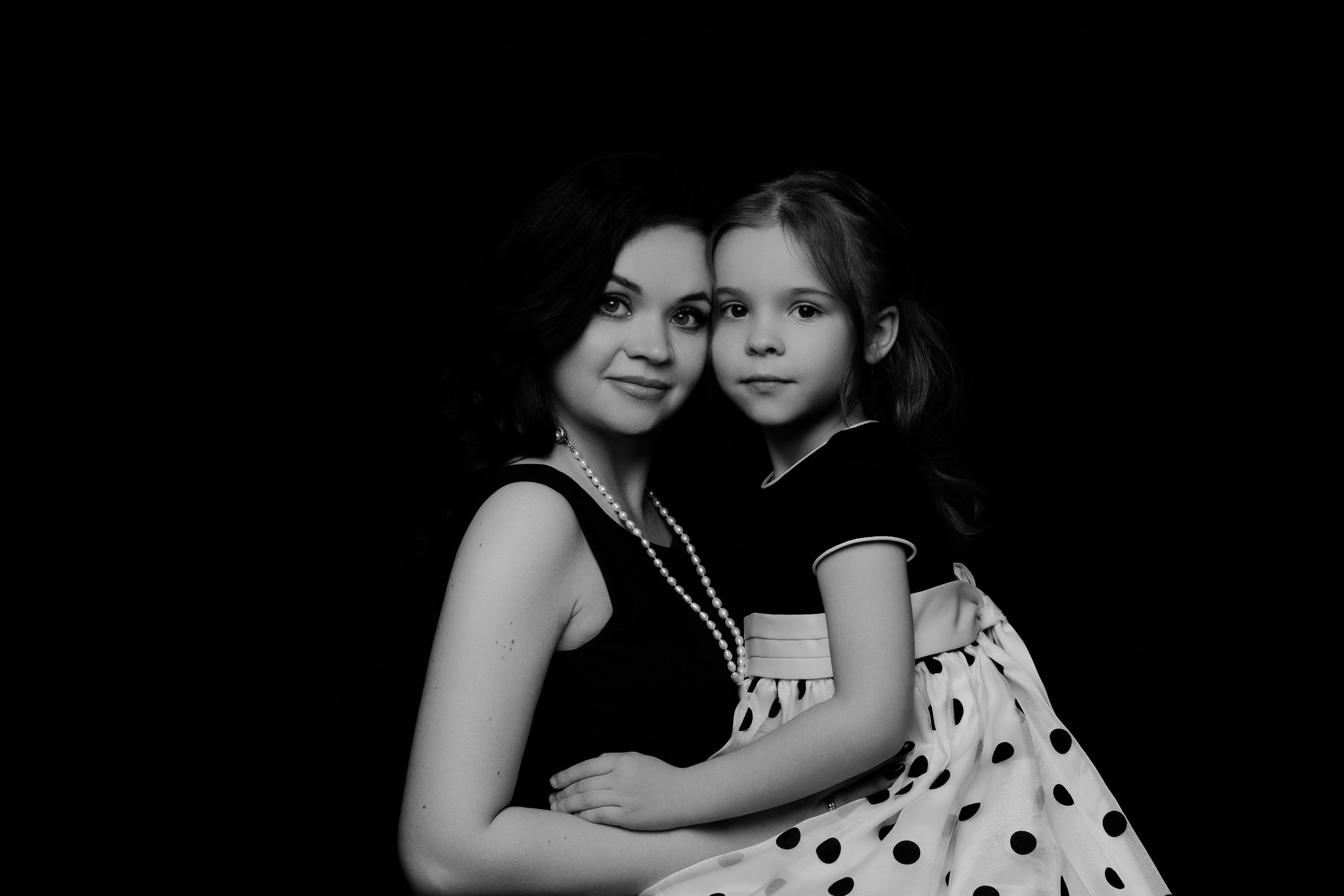 Съемка для календаря'2026 для «СМ-Косметология». Фотограф и ретушер Александра Белова