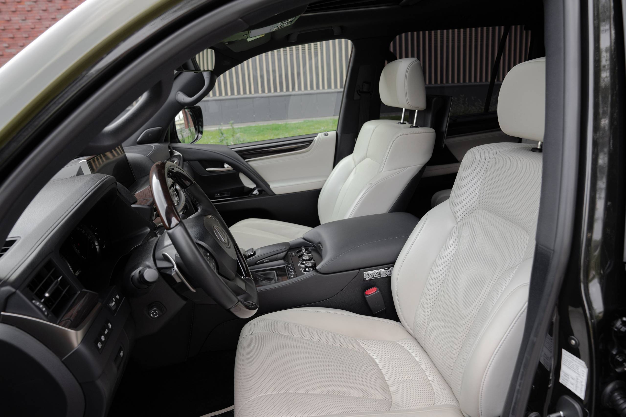 Фото для продажи авто. Фотограф в Санкт-Петербурге Мария Александрова