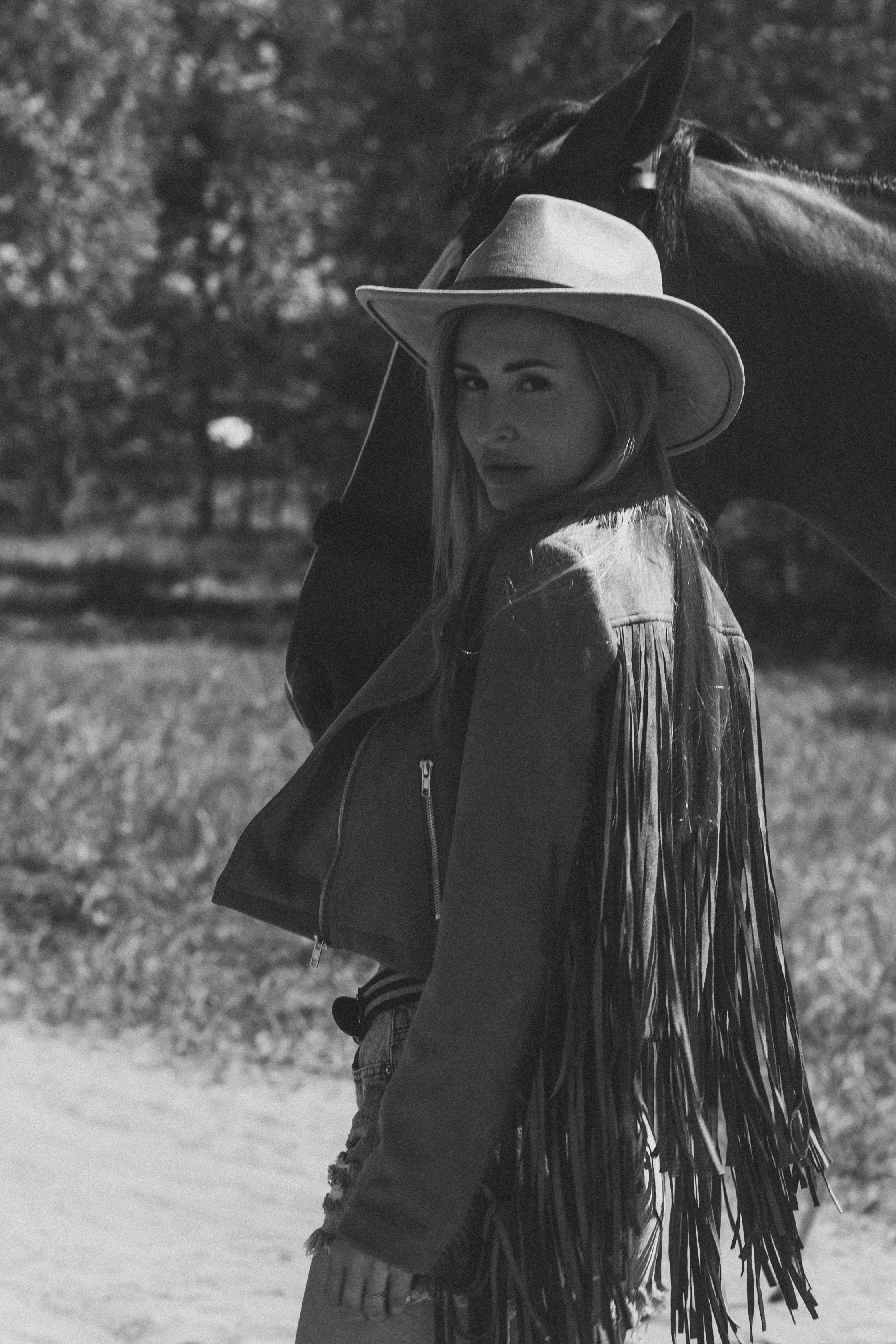 Улица & природа. Модель Москва каталожная и творческая съемка Anna Antlers