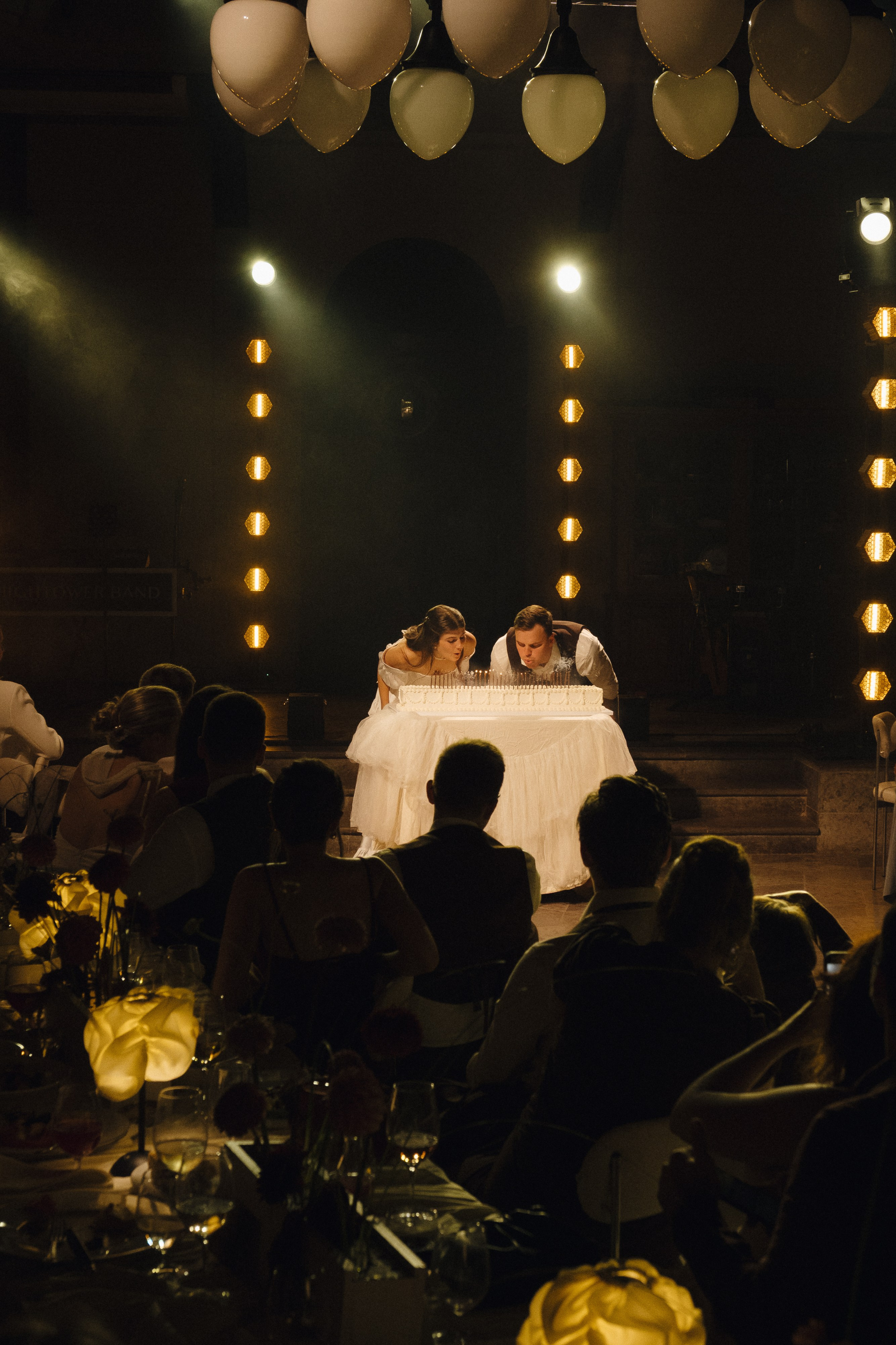 Свадьба в замке. Свадебный фотограф Таня Караисаева