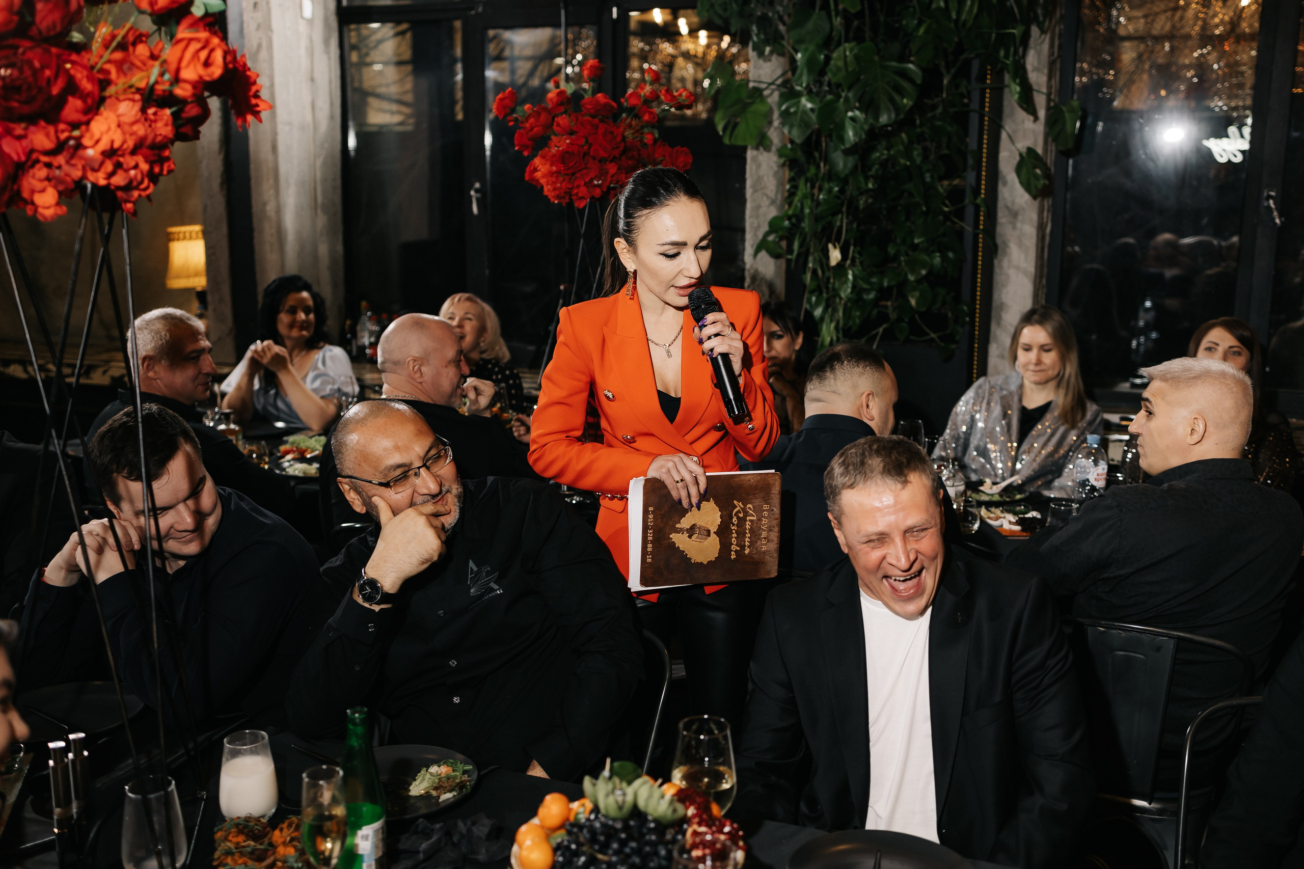 Королева января. Фотограф свадебный, репортажный, индивидуальный, фото для маркетплейсов, брендов, автосалонов