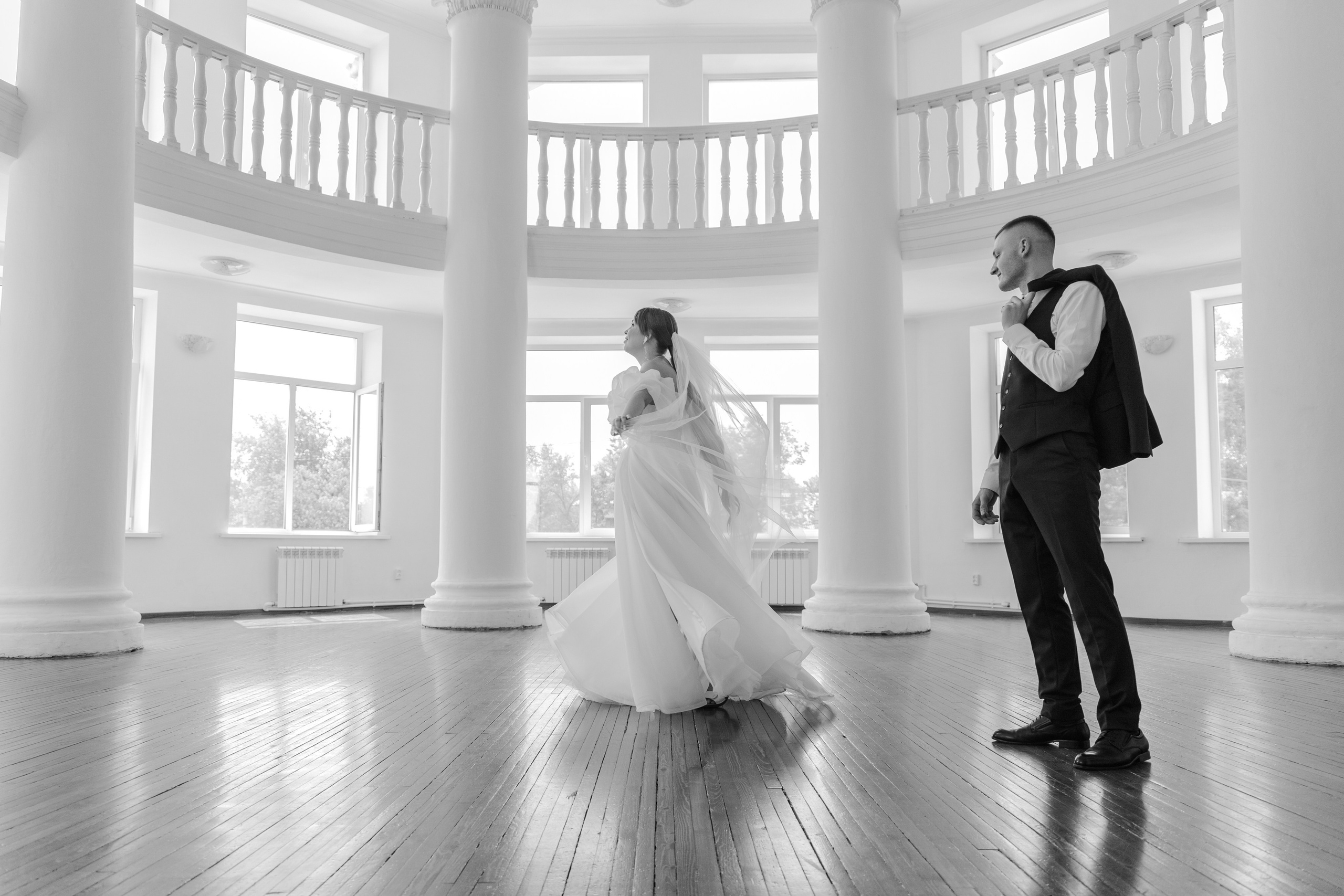 Vladislav & Daria. Фотограф свадебный, репортажный, индивидуальный, фото для маркетплейсов, брендов, автосалонов