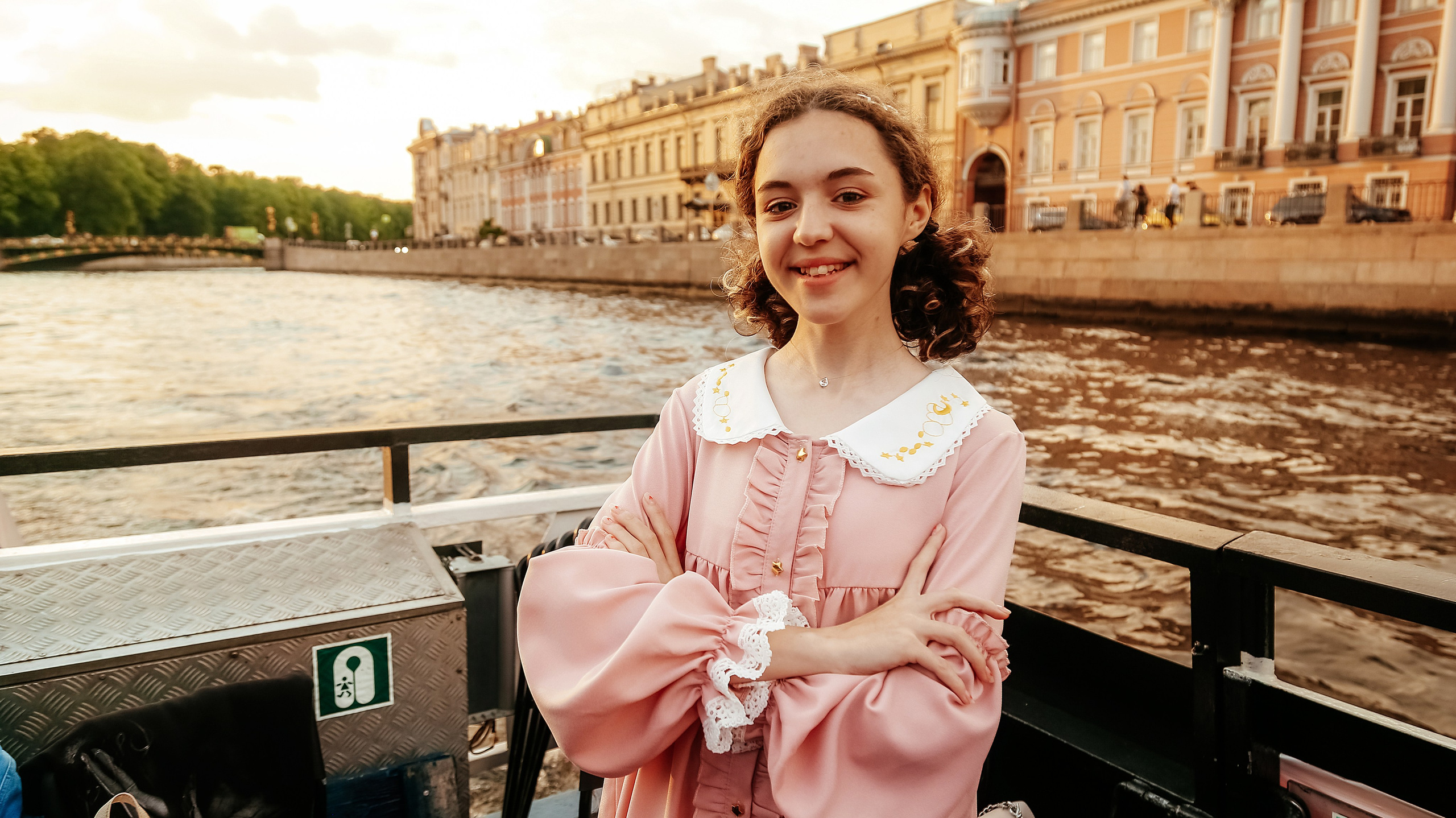 Выпускной на теплоходе, гости из Ульяновска. Семейный фотограф Любовь Саркеева