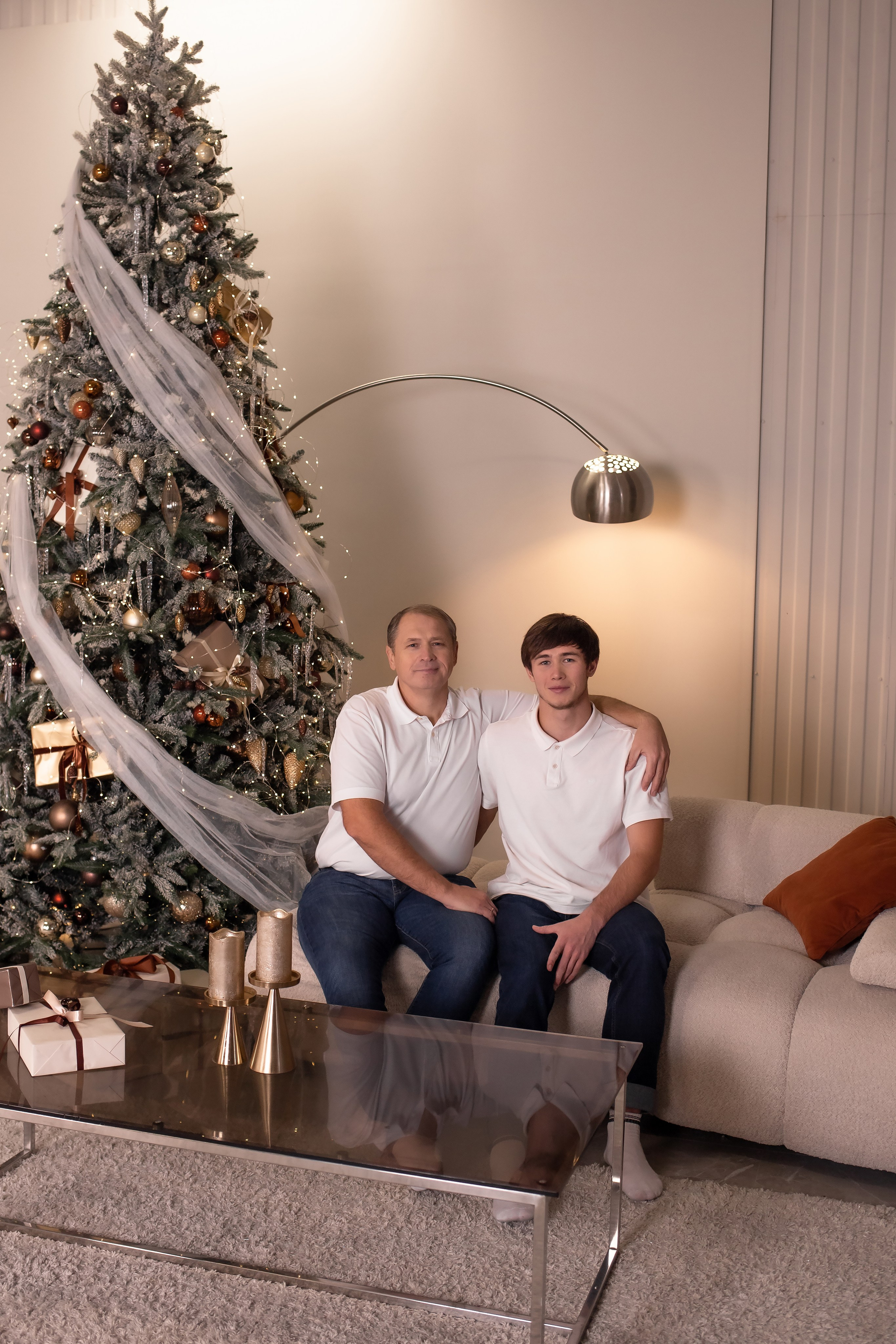 Алена. Семейная съемка в зале Крем. Фотограф в Калининграде Решетникова Алина