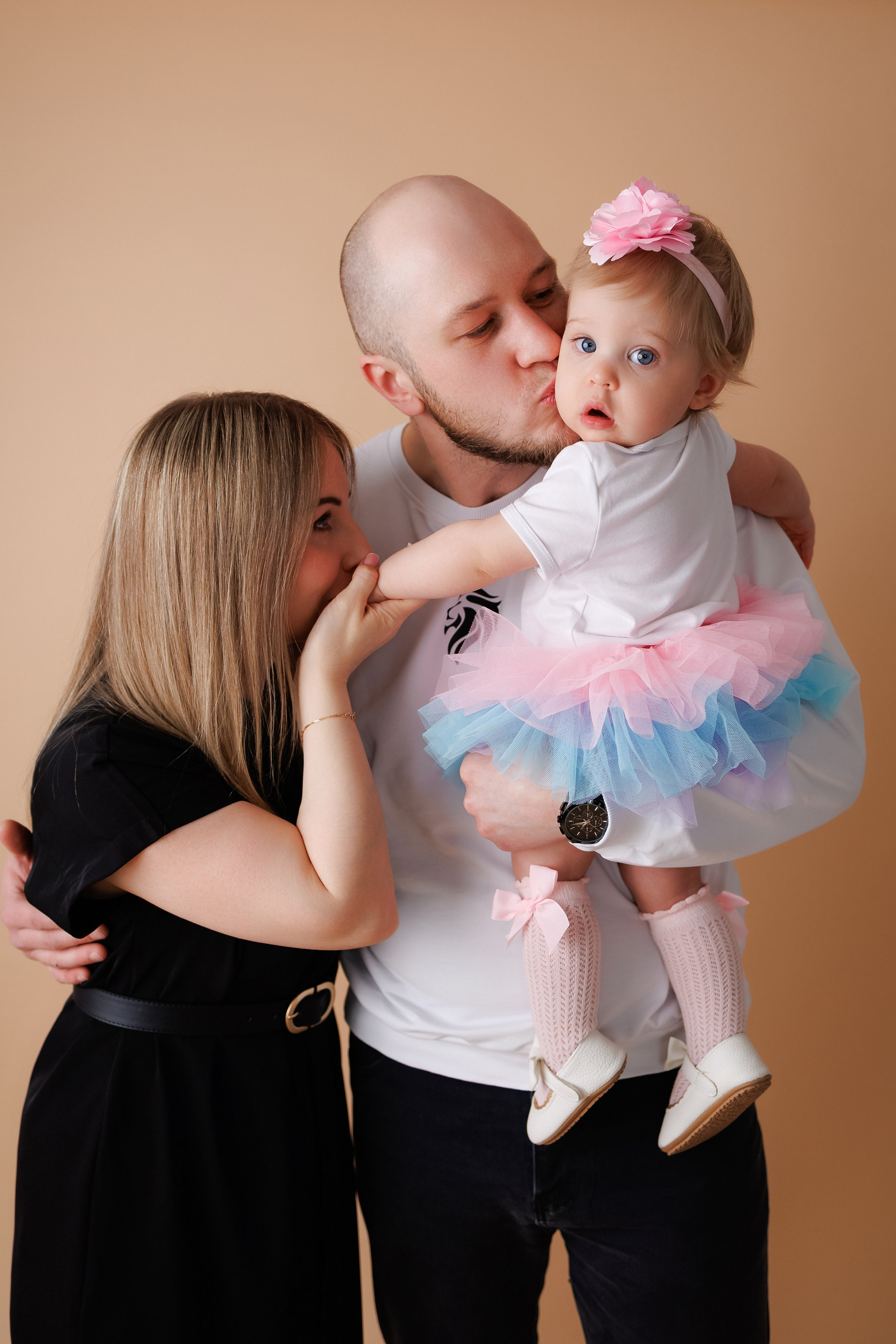Юлечке 1 годик. Фотограф новорожденный малышей Новосибирск