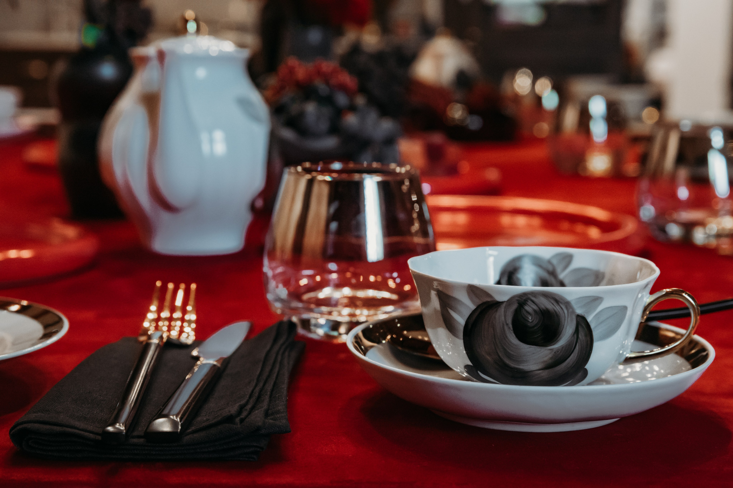 Родные люди «История парфюмерии». Леся Гаранина. Семейный фотограф/видеограф Москва и область