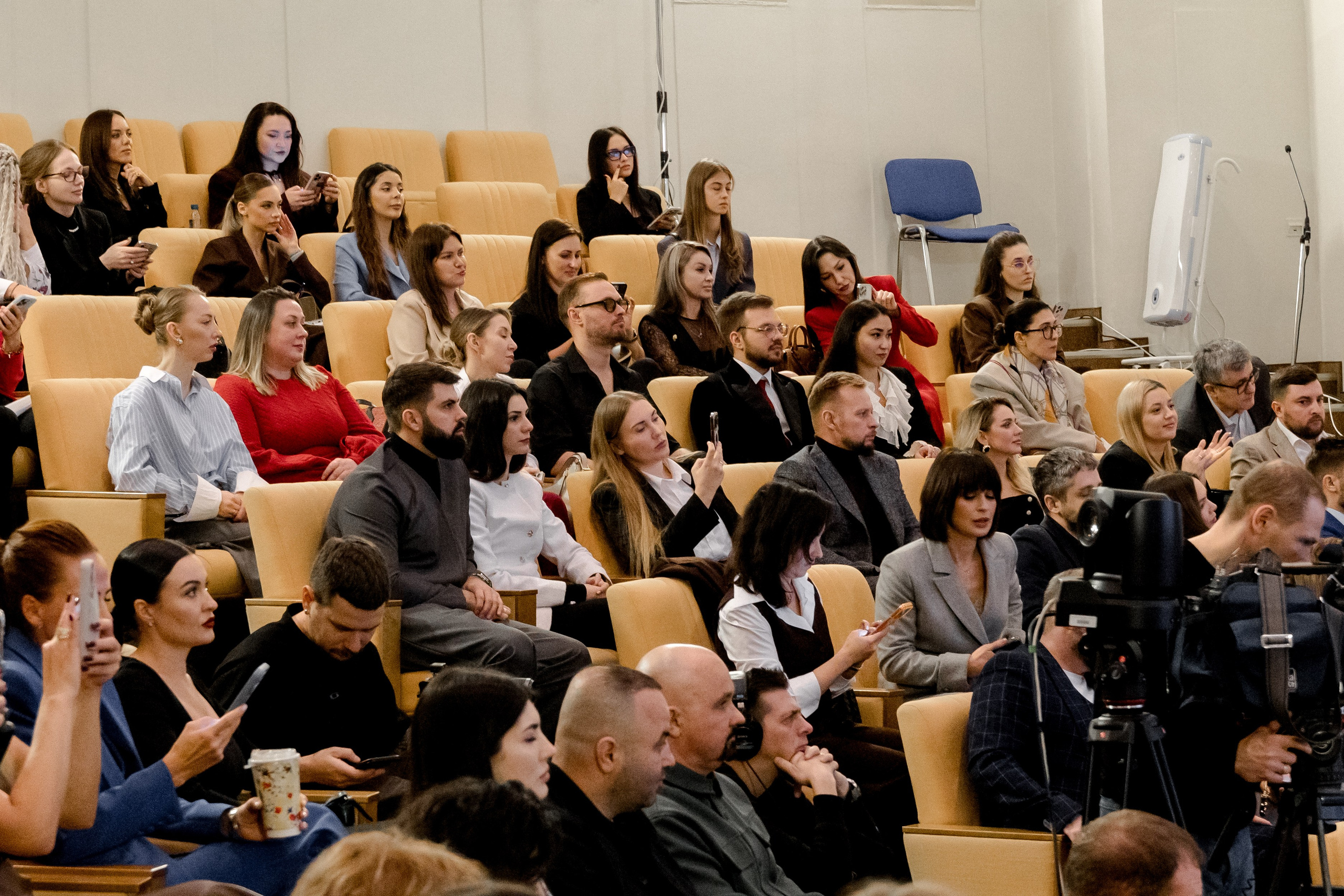 ГОСДУМА «Этичный Блог 2025г». Свадебный/Портретный фотограф снимаю в Москве