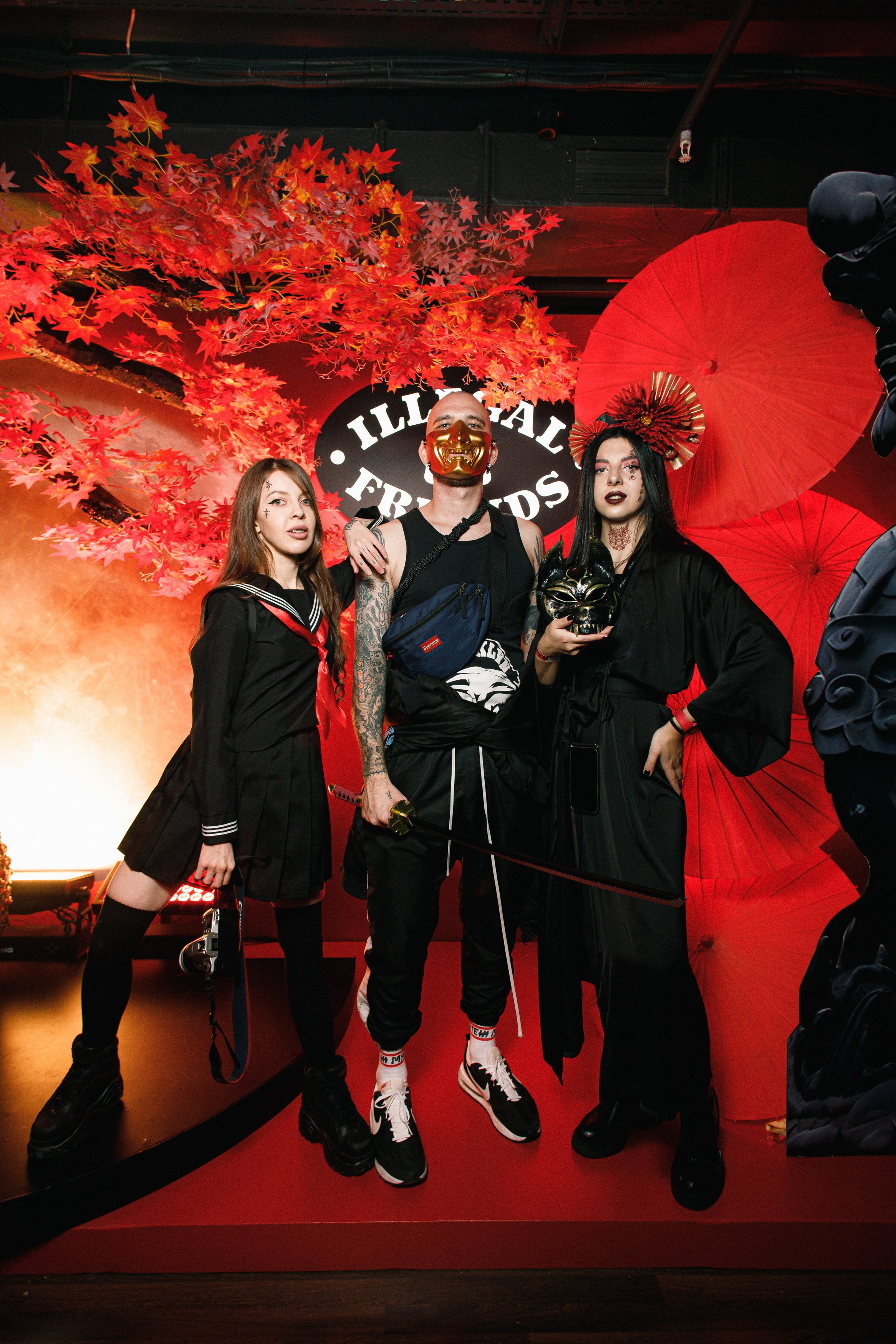 ILLEGAL FRIENDS | ASIA. СВОИ. ФОТООТЧЕТЫ-СОБЫТИЯ-МЕСТА