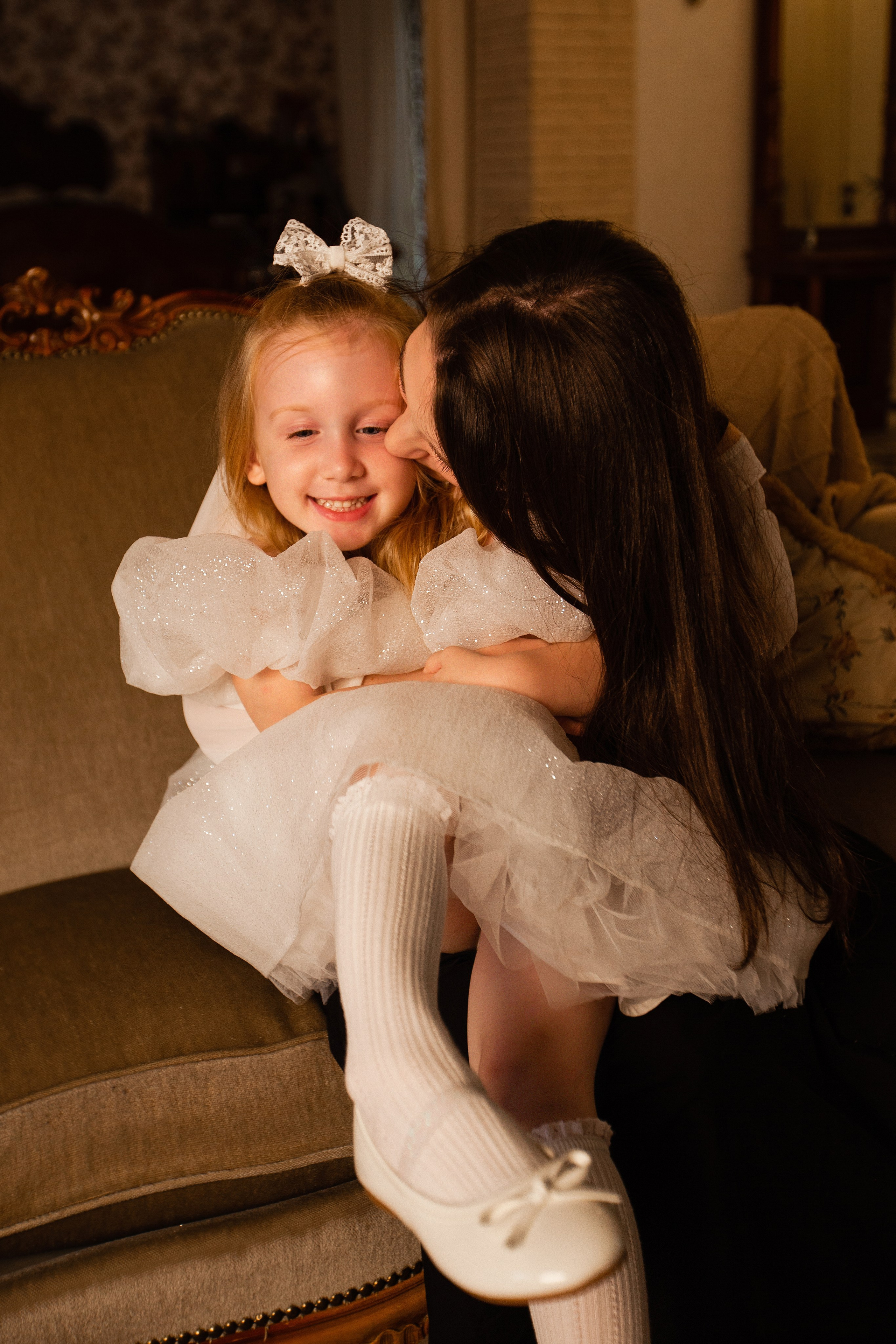 Семейная фотосессия в студии. Семейный фотограф Фрязино Зрячева Кристина