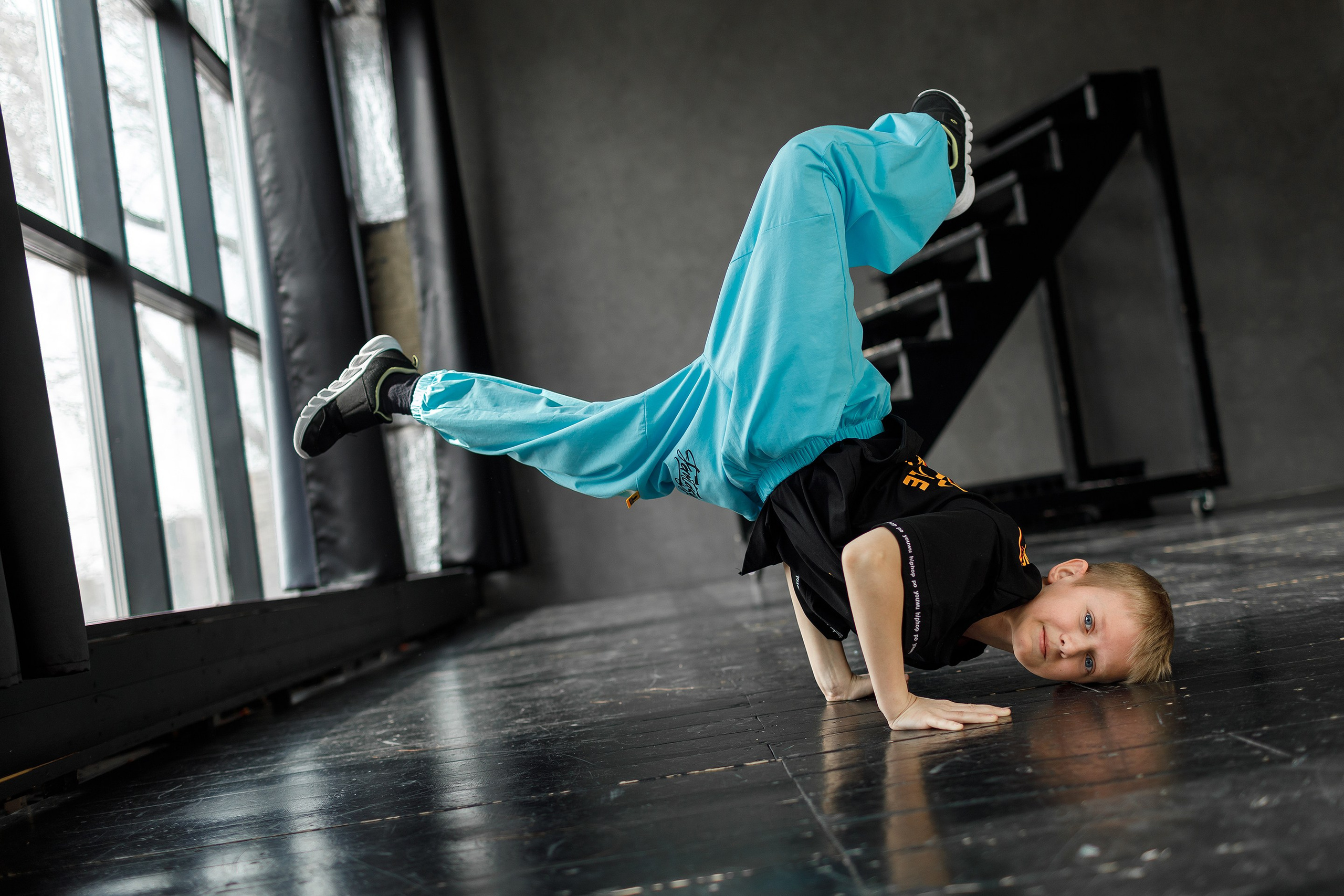 Фотосессия студии танцев. Профессиональный фотограф в Новосибирске