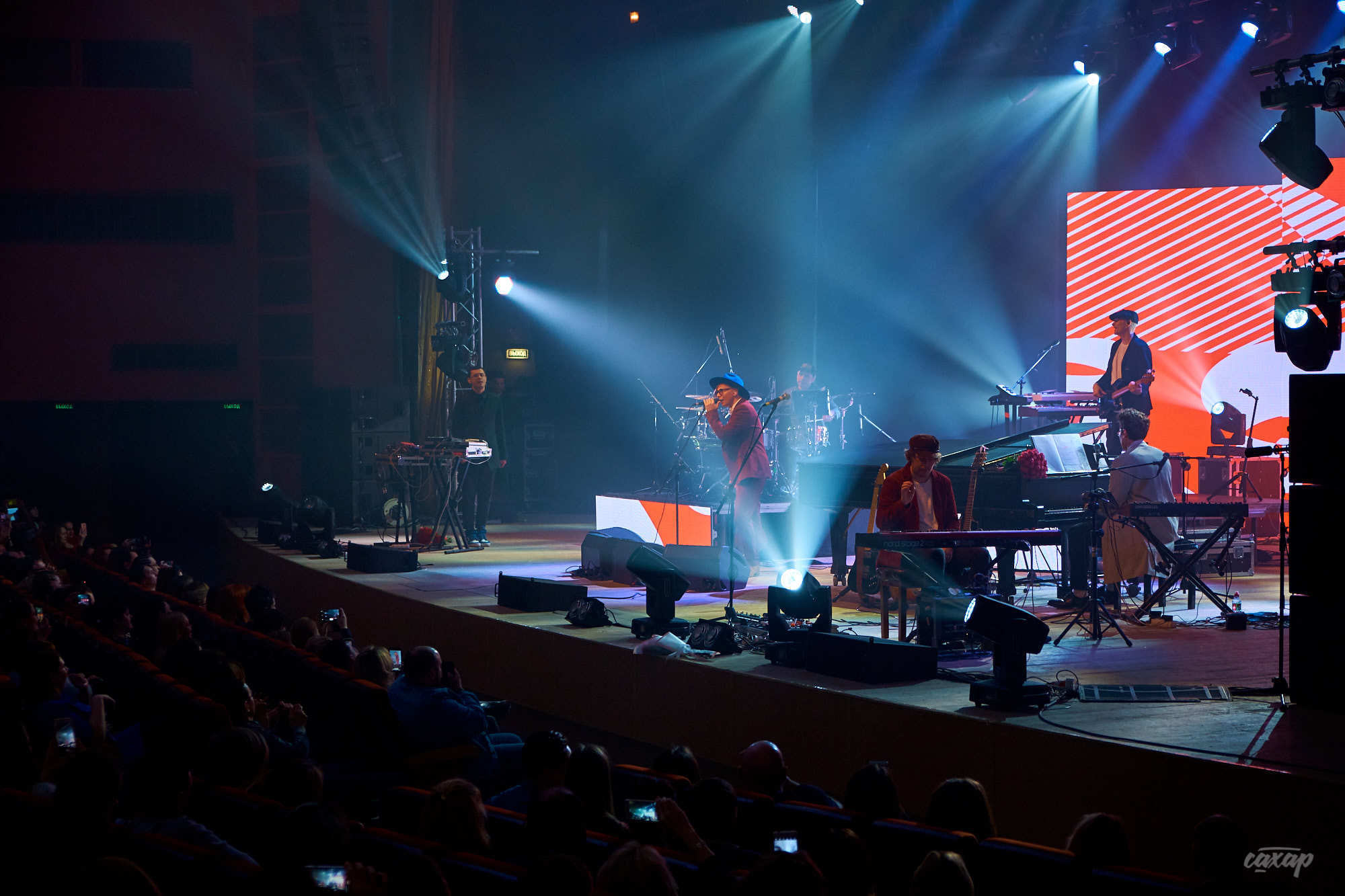 Мумий Тролль, фото с концерта в Екатеринбурге. Космос 2019 Фотограф в. Профессиональный фотограф в Екатеринбурге Юра Сахар