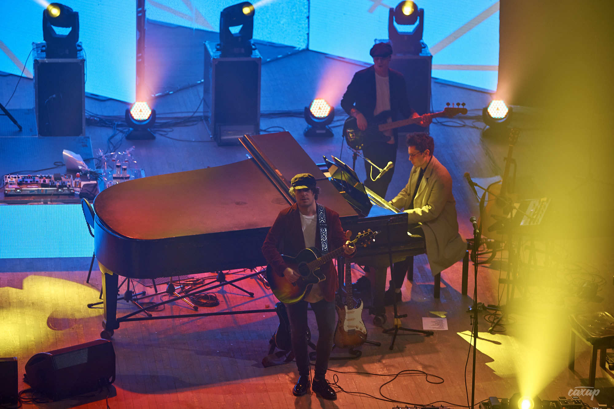 Мумий Тролль, фото с концерта в Екатеринбурге. Космос 2019 Фотограф в. Профессиональный фотограф в Екатеринбурге Юра Сахар