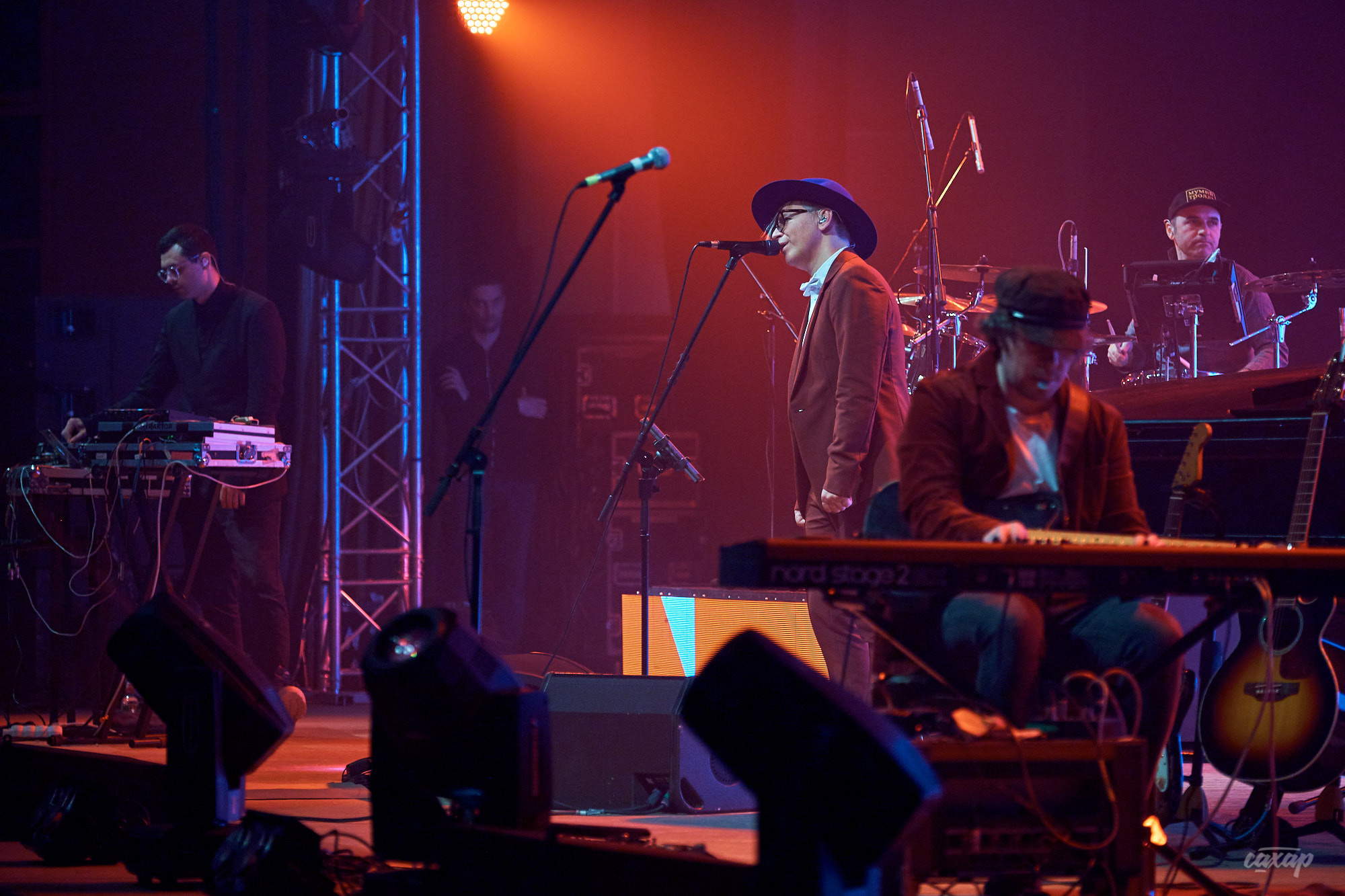 Мумий Тролль, фото с концерта в Екатеринбурге. Космос 2019 Фотограф в. Профессиональный фотограф в Екатеринбурге Юра Сахар