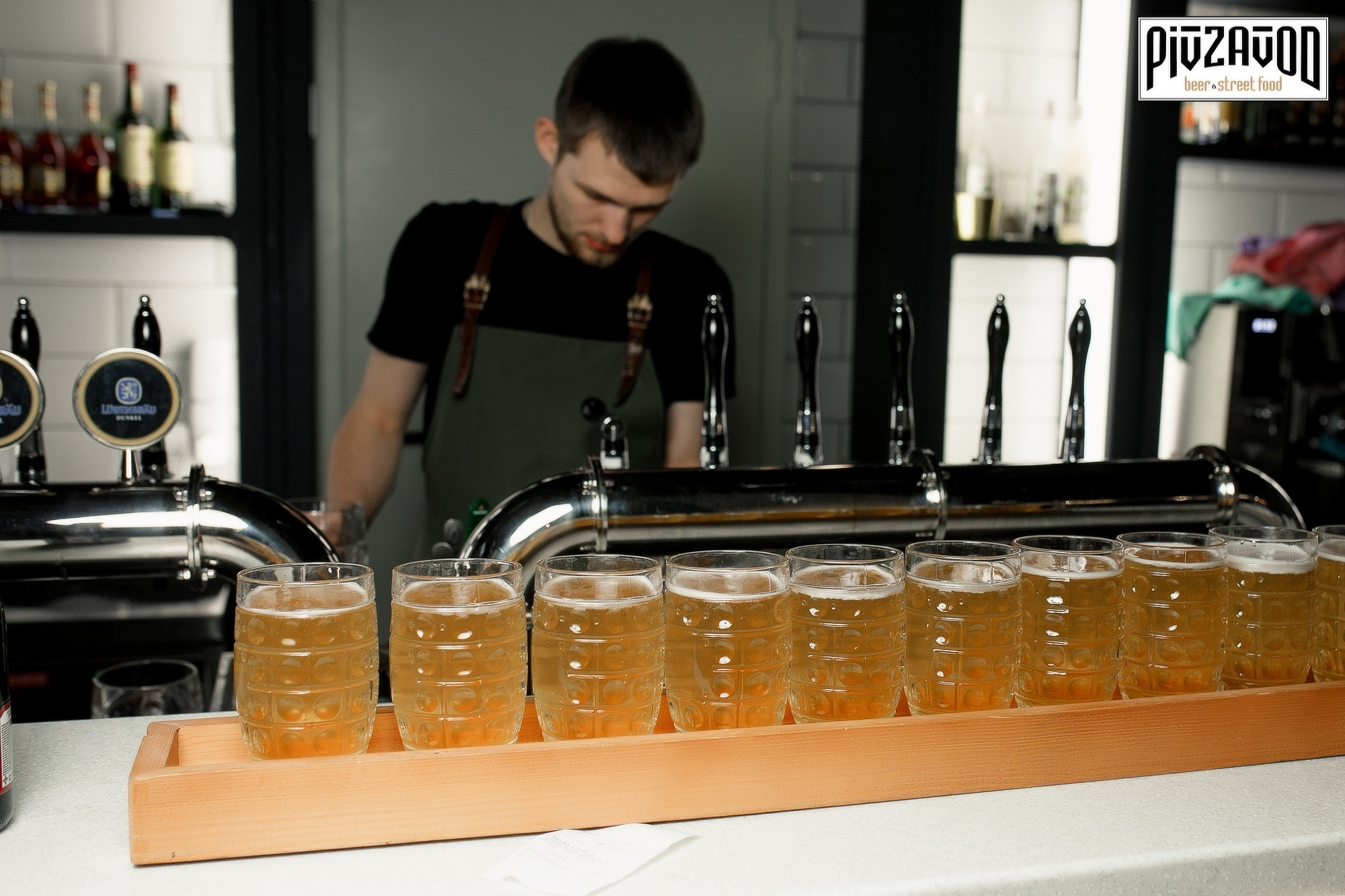 «PIVZAVOD» Суббота ___ 17 ноября. Максим Бондарев, коммерческий фотограф для бизнеса | Курск