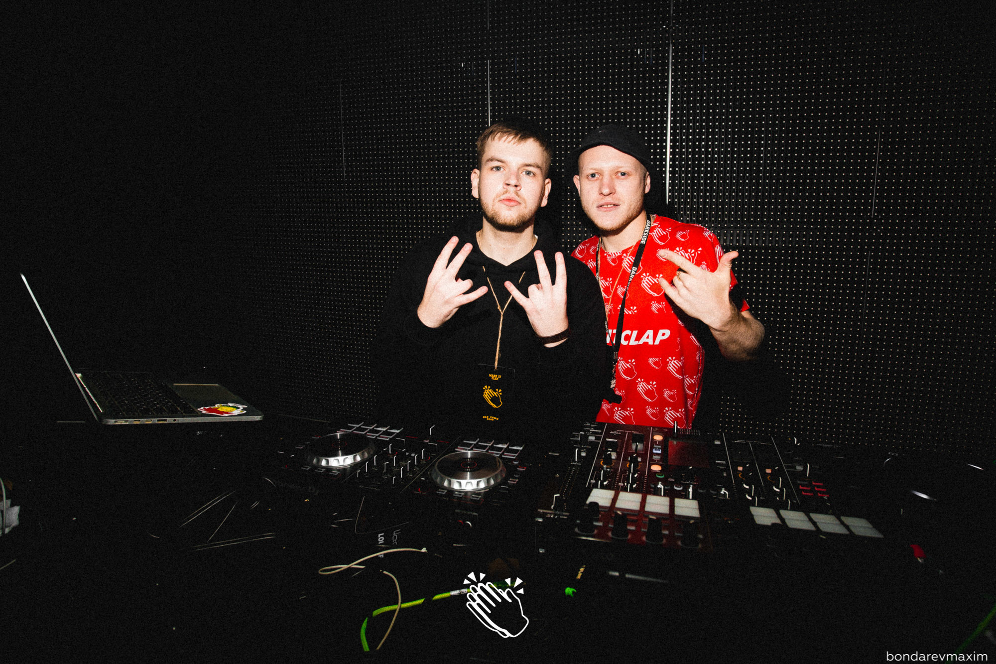 MAKE IT CLAP_ OLD TOWN ROAD. Максим Бондарев, коммерческий фотограф для бизнеса | Курск