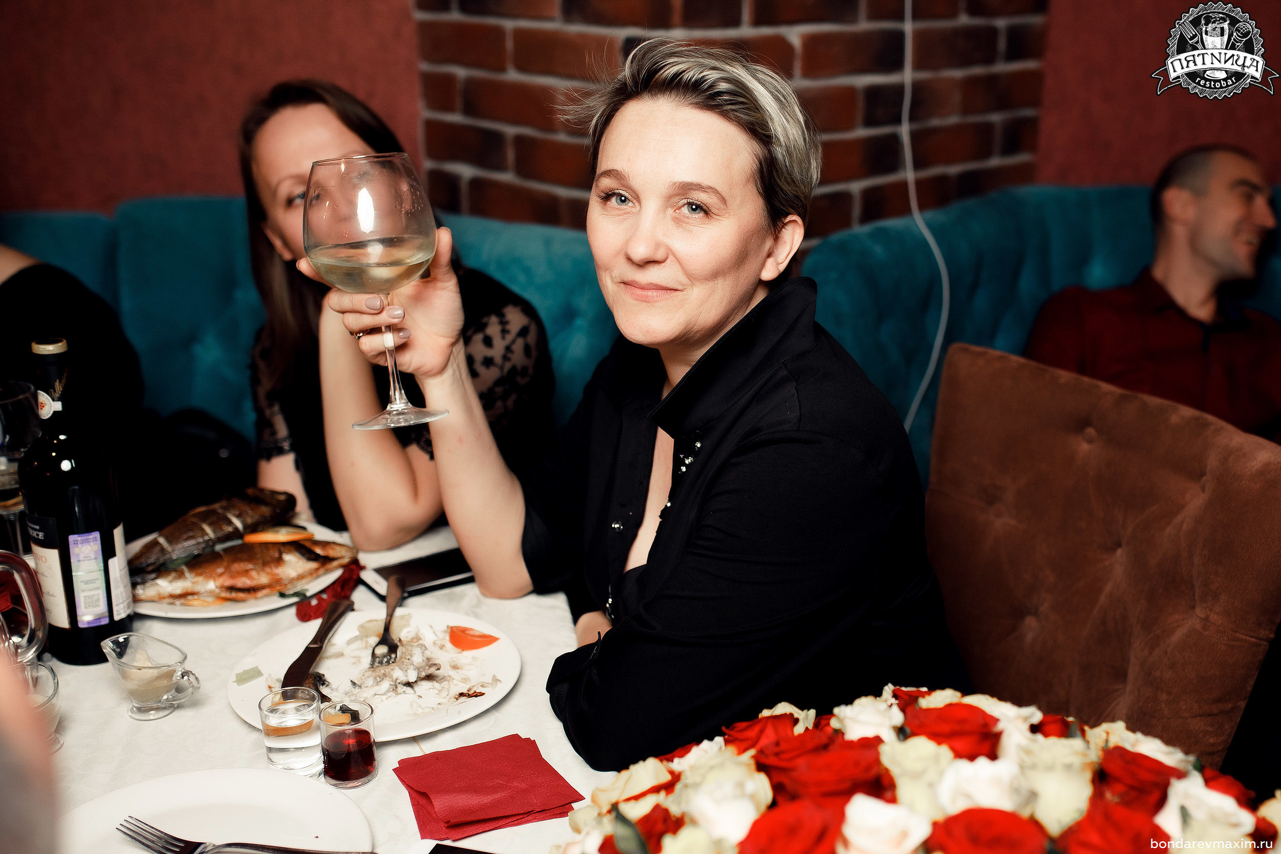 РЕСТОБАР ПЯТНИЦА 01 02 2020. Максим Бондарев, коммерческий фотограф для бизнеса | Курск