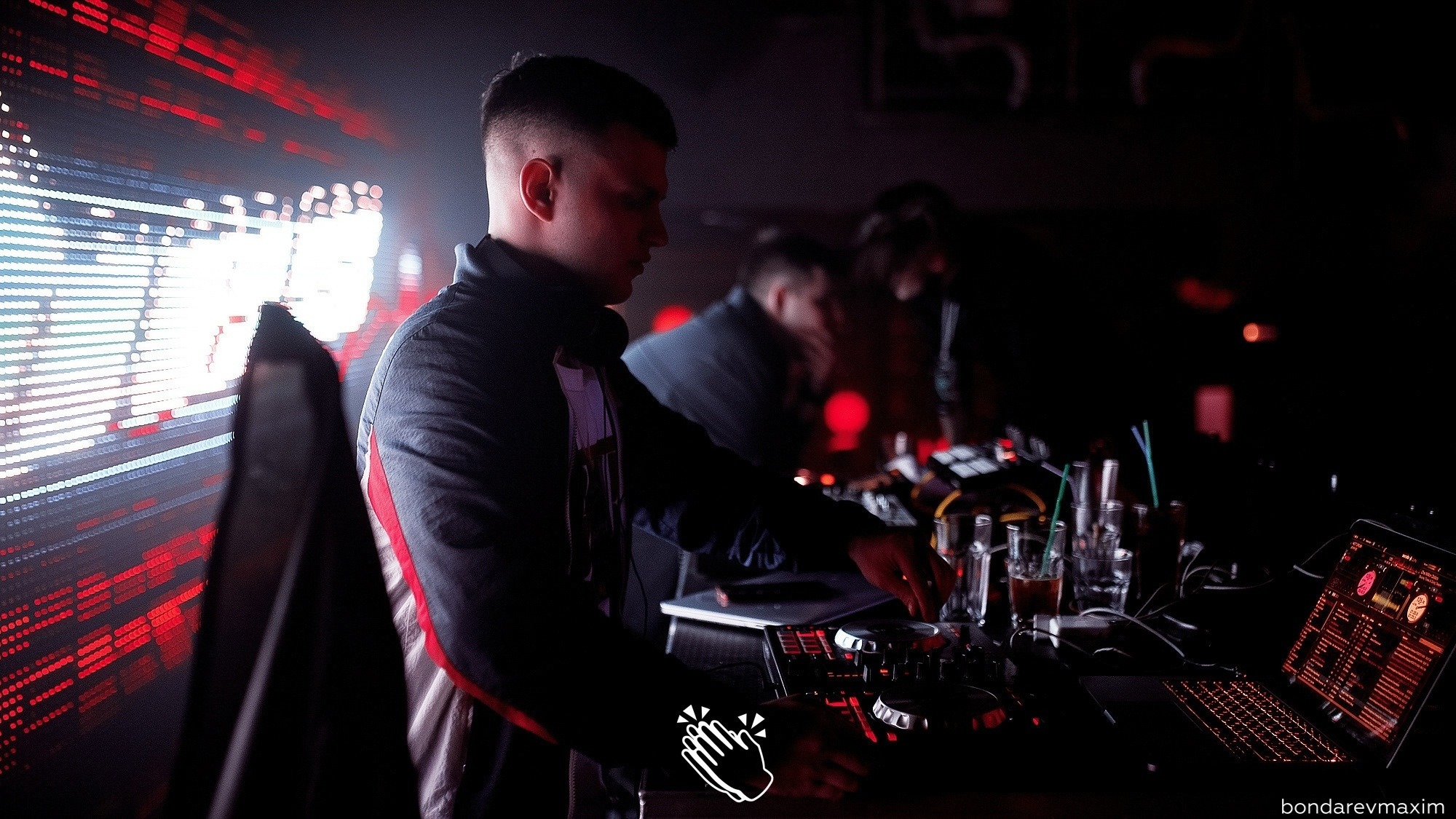 MAKE IT CLAP_ VIBES. Максим Бондарев, коммерческий фотограф для бизнеса | Курск