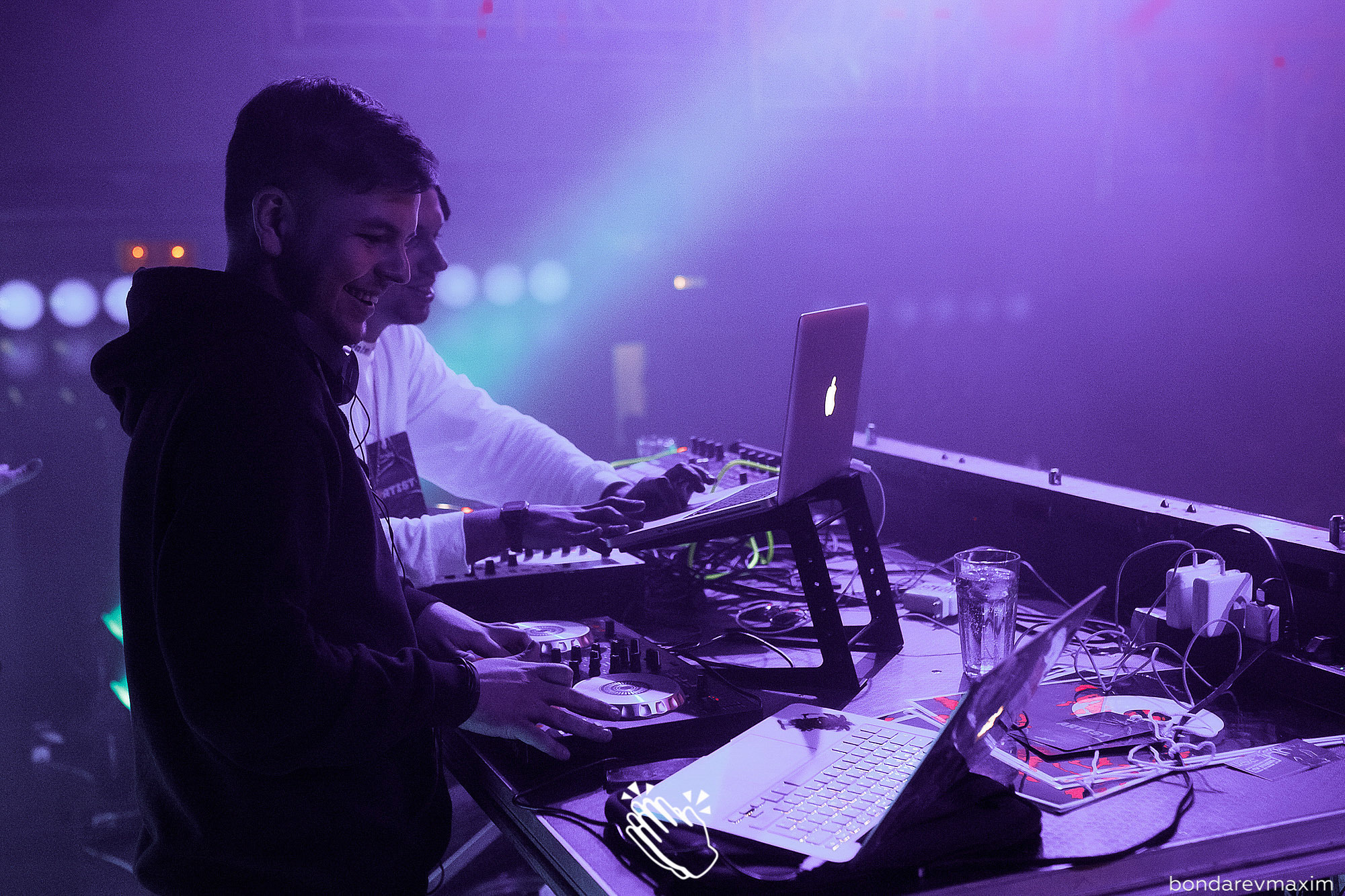 MAKE IT CLAP_ VIBES. Максим Бондарев, коммерческий фотограф для бизнеса | Курск