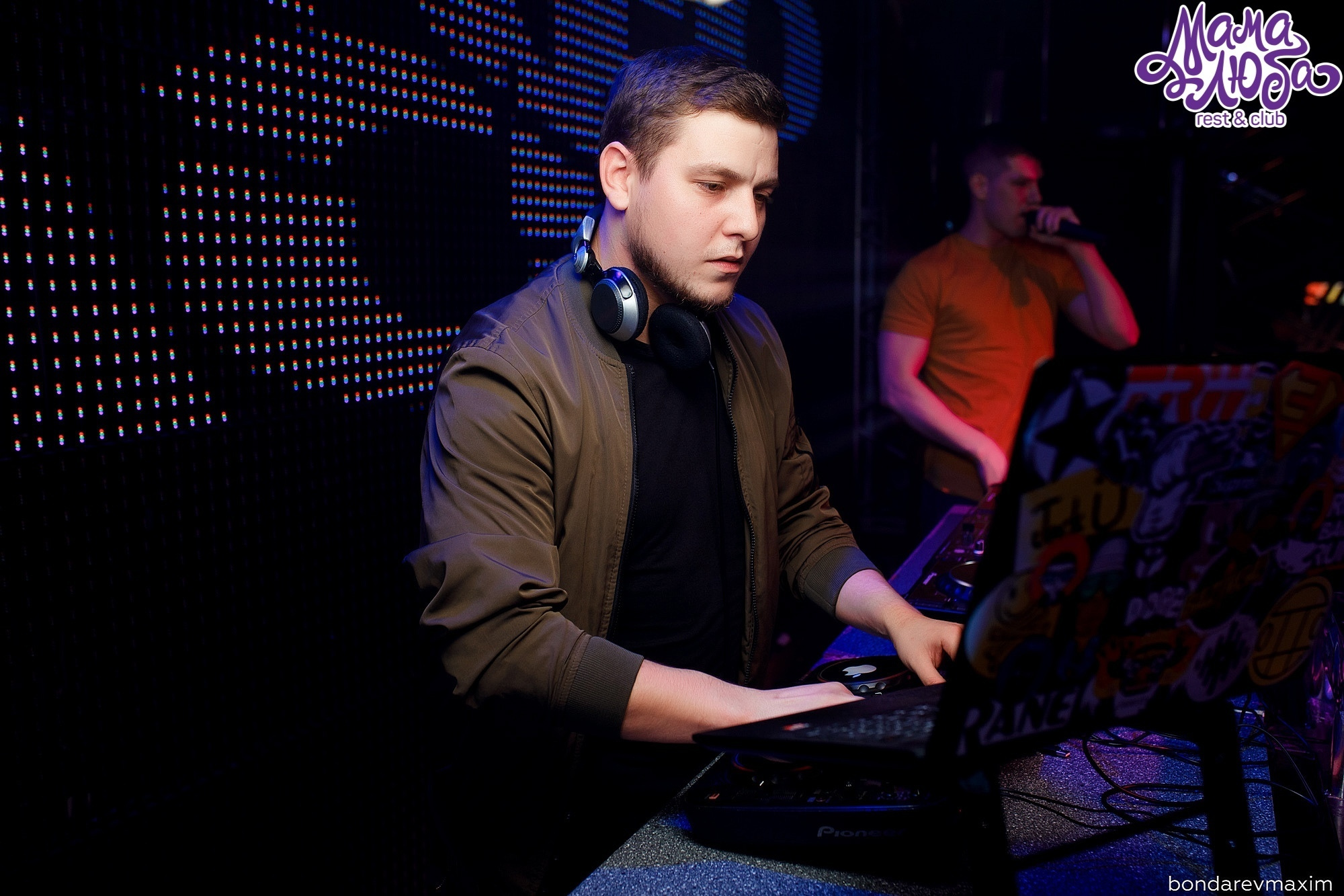 Мама Люба 30 МАРТА ___ «FRESH». Максим Бондарев, коммерческий фотограф для бизнеса | Курск