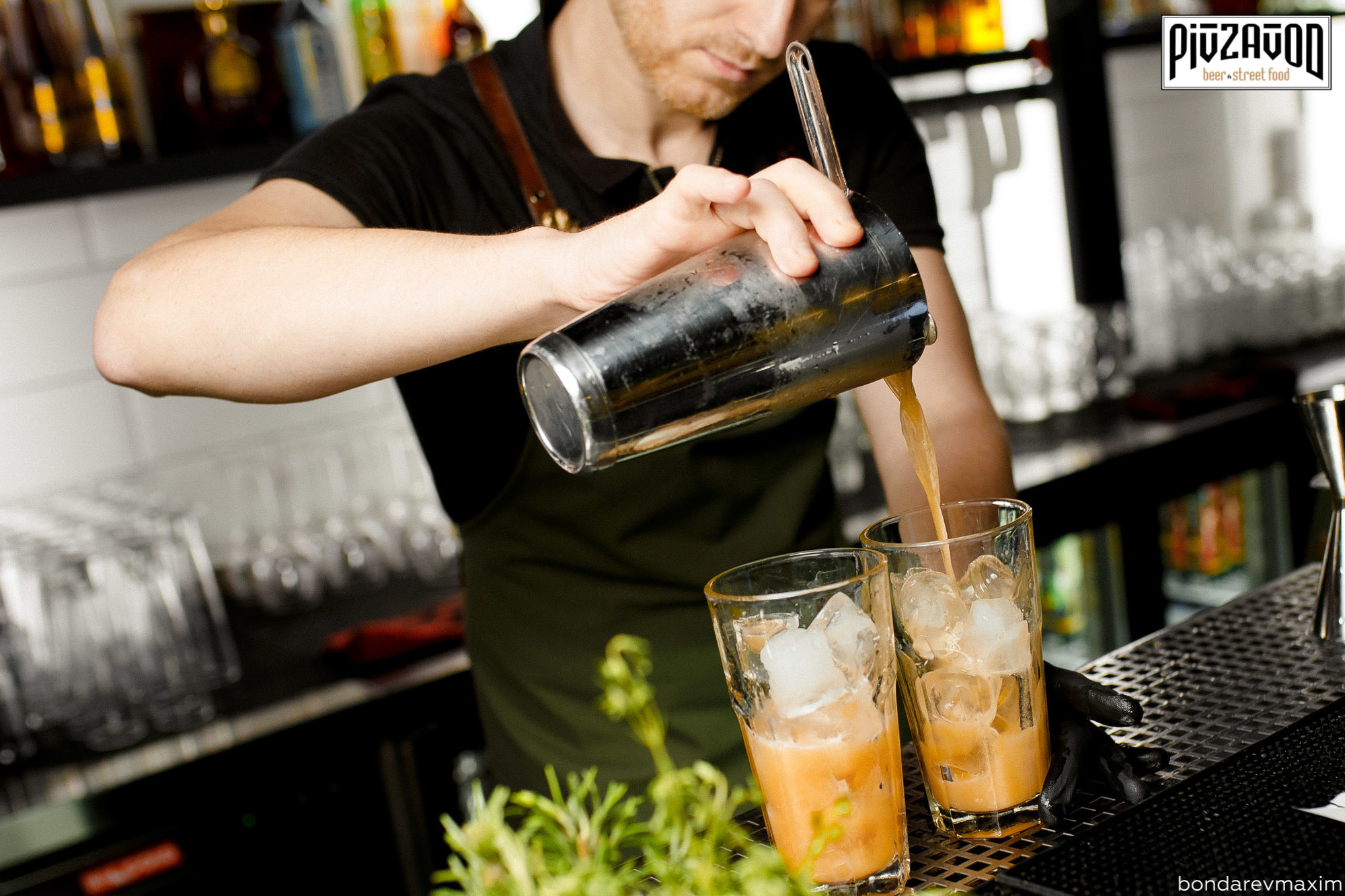 «PIVZAVOD» Пятница ___ 10 августа. Максим Бондарев, коммерческий фотограф для бизнеса | Курск