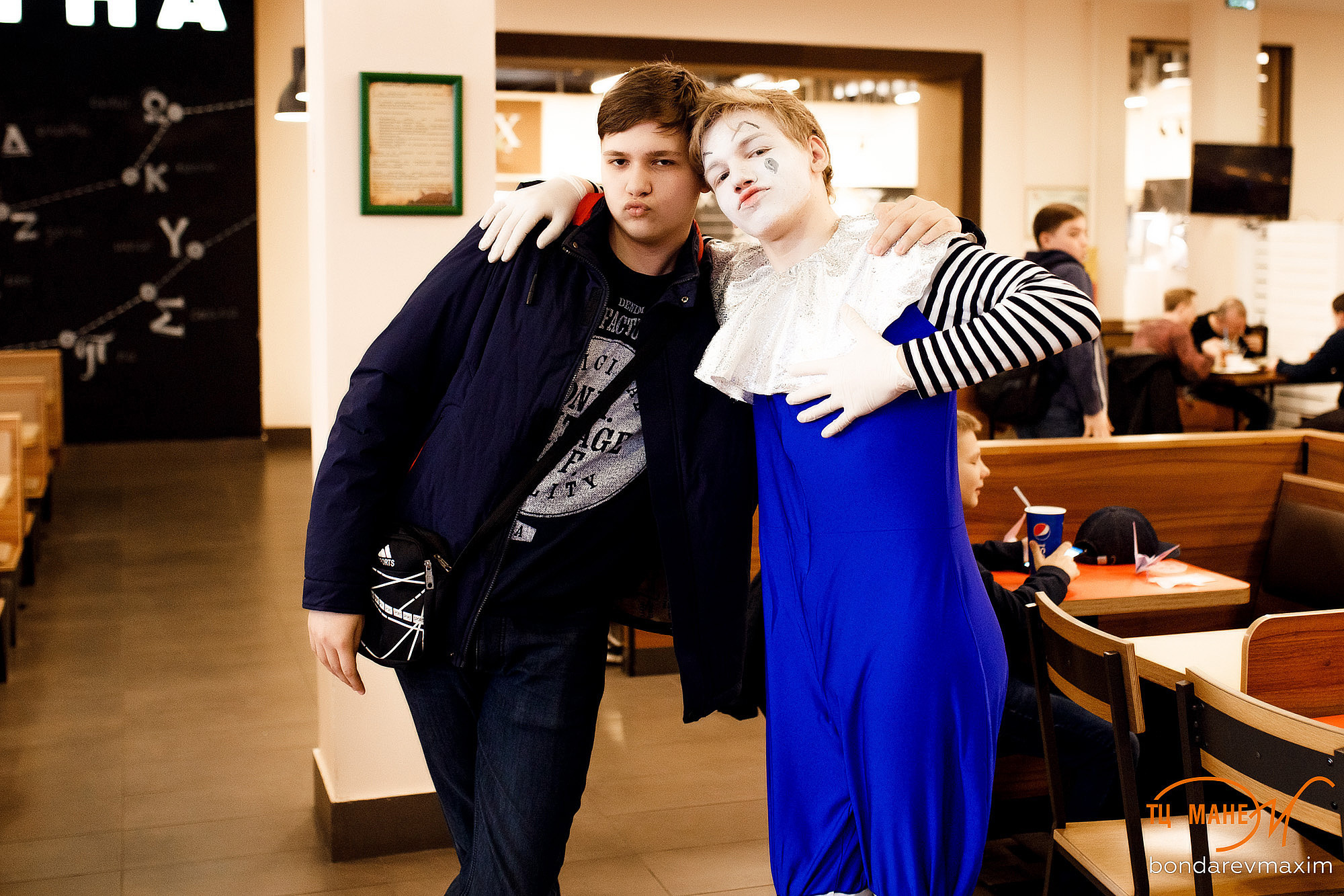 ТЦ Манеж. Максим Бондарев, коммерческий фотограф для бизнеса | Курск