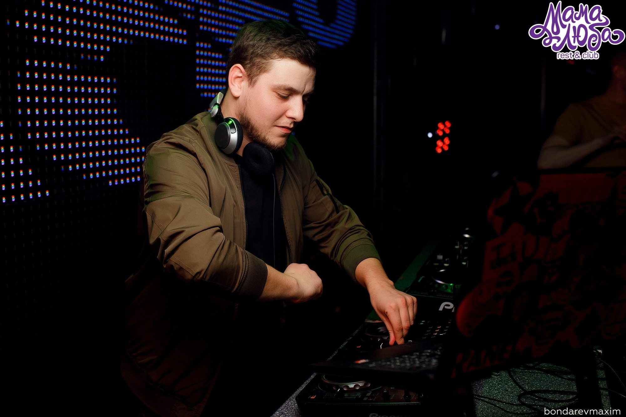 Мама Люба 30 МАРТА ___ «FRESH». Максим Бондарев, коммерческий фотограф для бизнеса | Курск