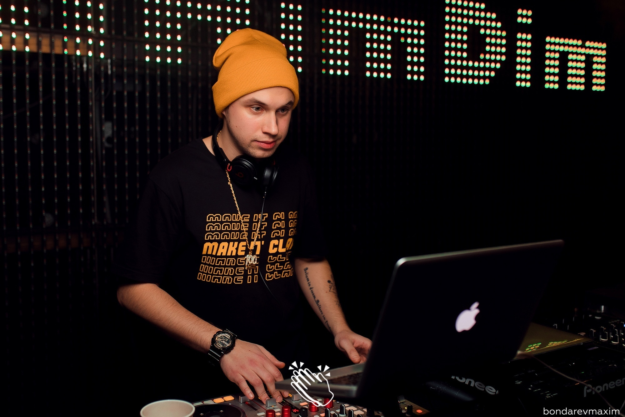 MAKE IT CLAP_ SHOWCASE. Максим Бондарев, коммерческий фотограф для бизнеса | Курск