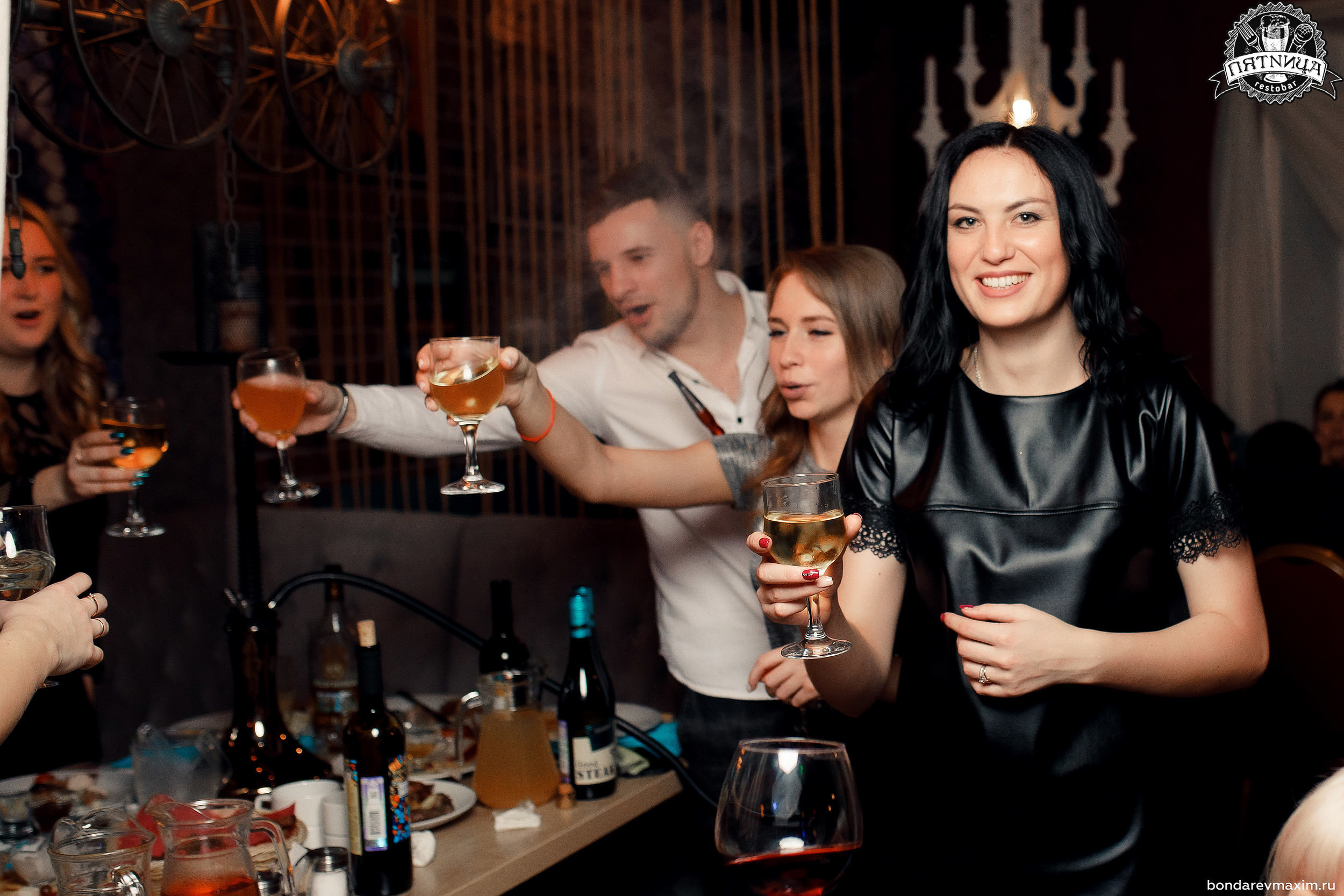 РЕСТОБАР ПЯТНИЦА 01 02 2020. Максим Бондарев, коммерческий фотограф для бизнеса | Курск