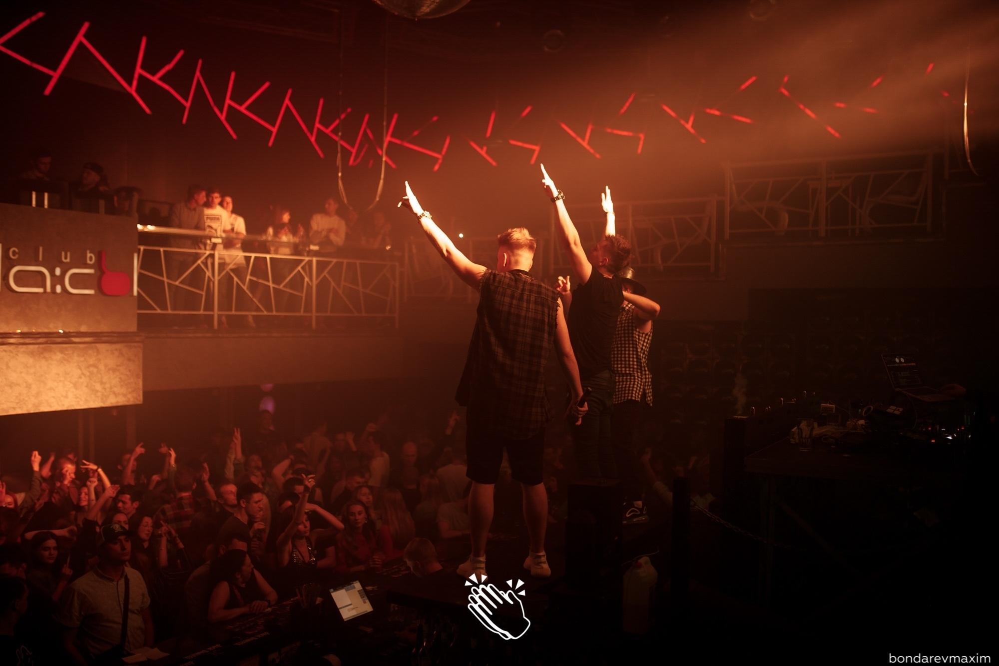 MAKE IT CLAP_ OLD TOWN ROAD. Максим Бондарев, коммерческий фотограф для бизнеса | Курск