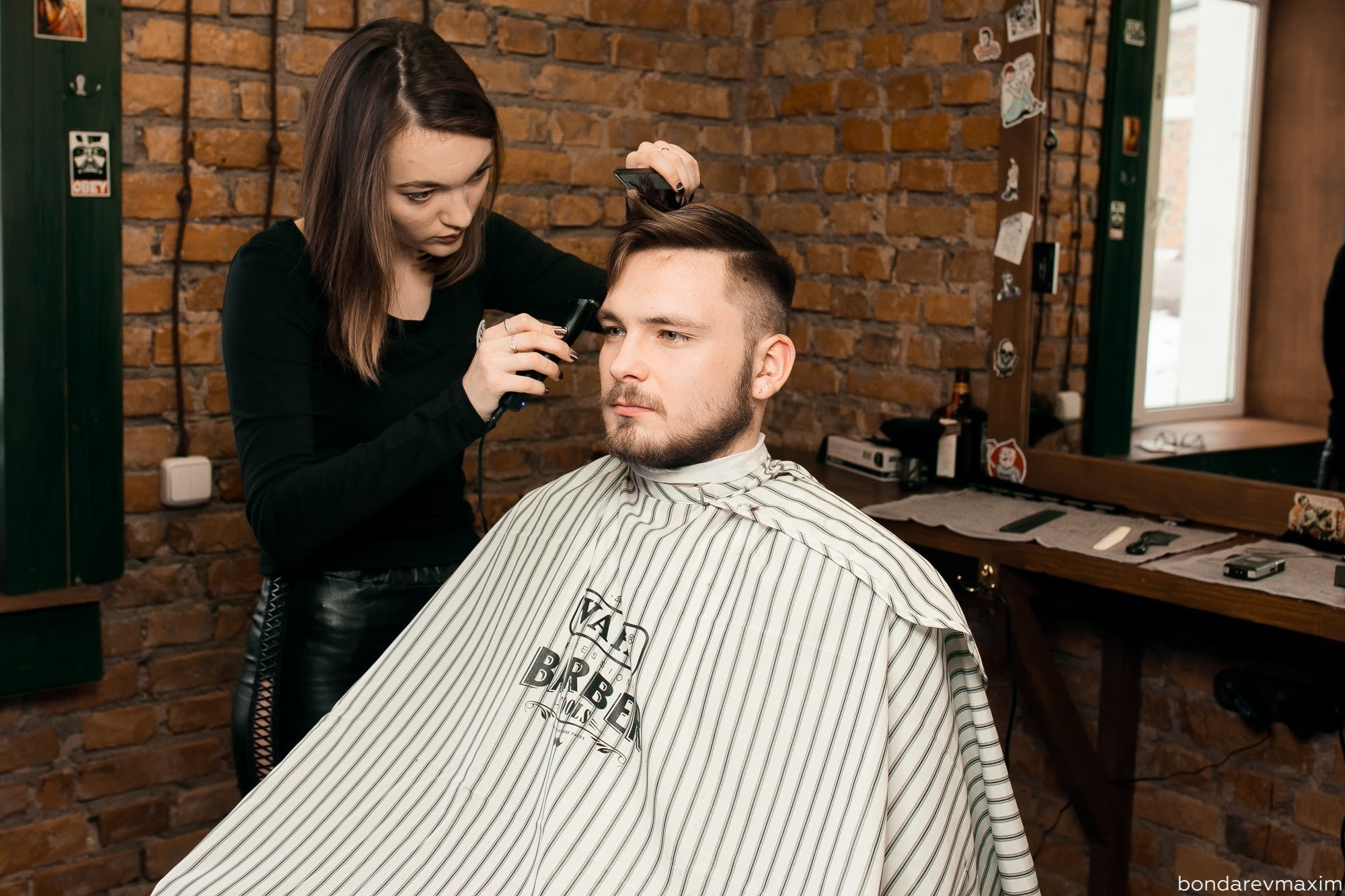 Тут стригут 27 02 2018. Максим Бондарев, коммерческий фотограф для бизнеса | Курск