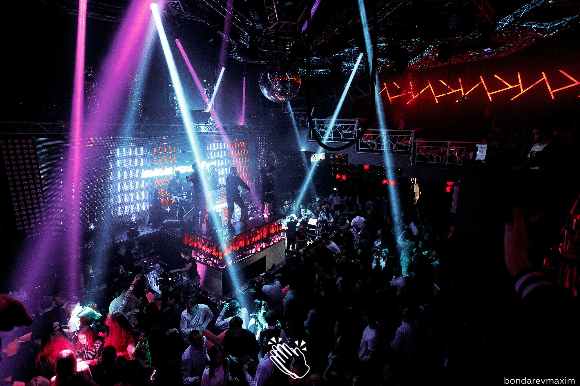 MAKE IT CLAP_ VIBES. Максим Бондарев, коммерческий фотограф для бизнеса | Курск