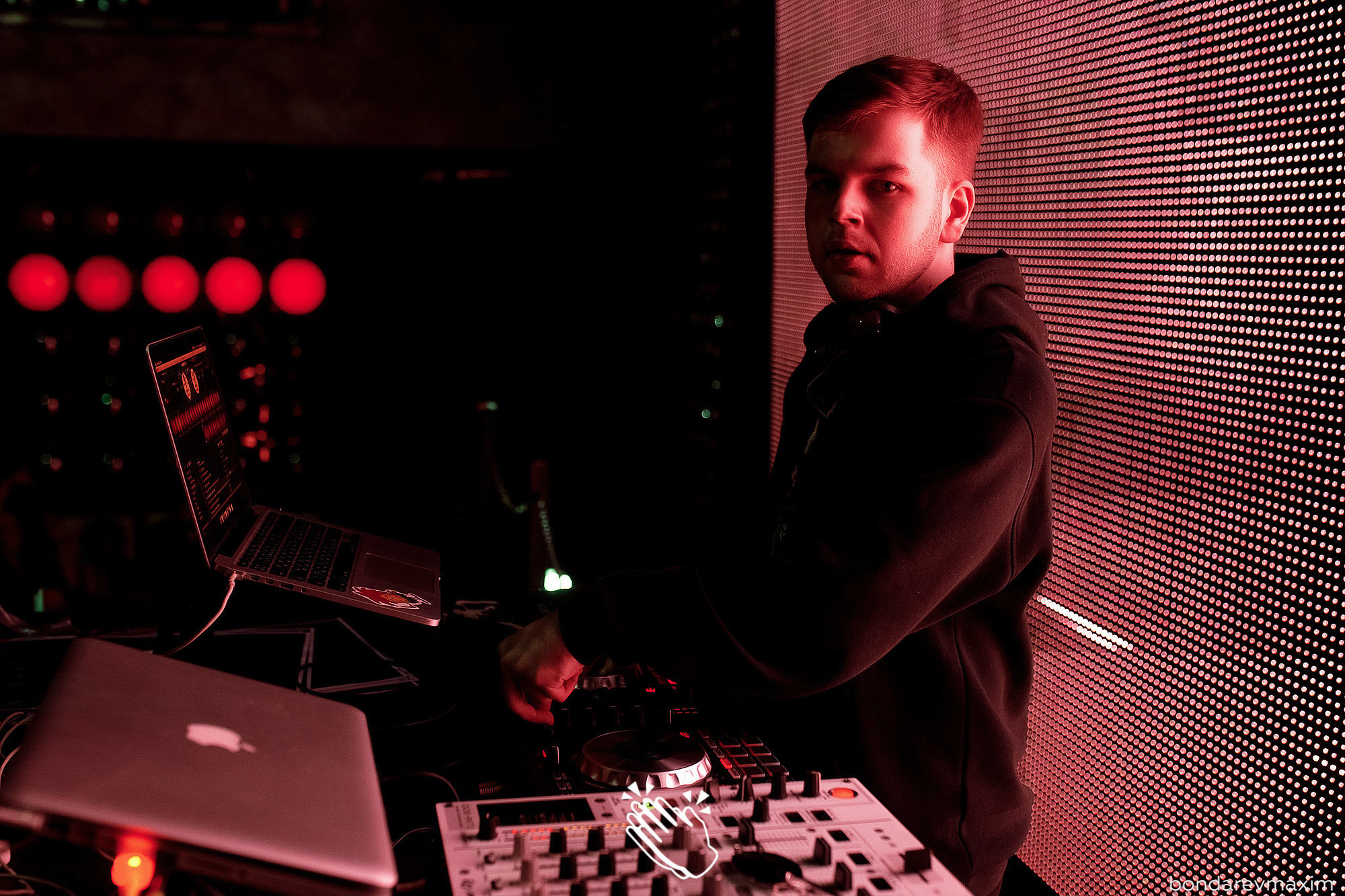 MAKE IT CLAP_ VIBES. Максим Бондарев, коммерческий фотограф для бизнеса | Курск