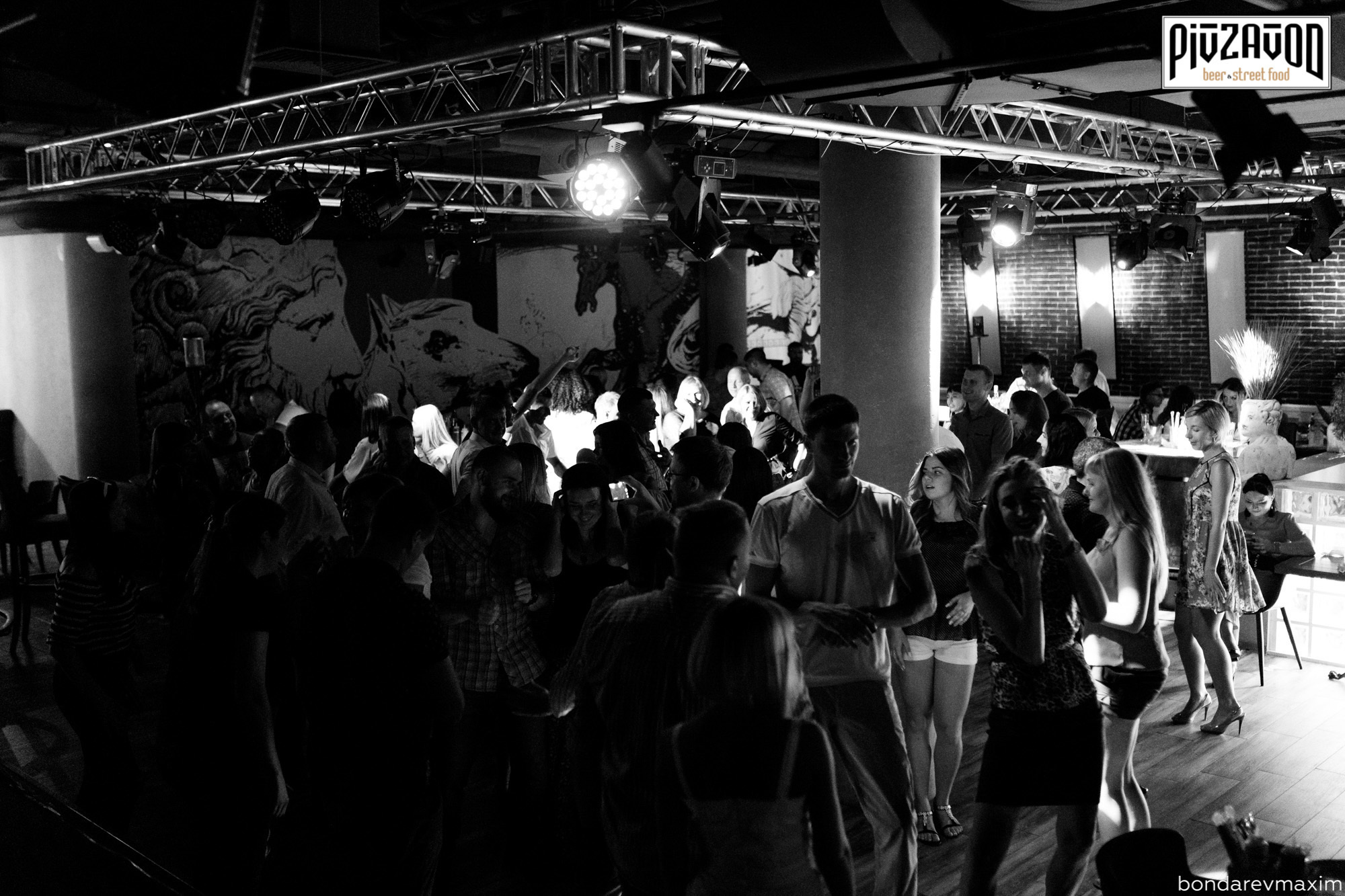 «PIVZAVOD» Пятница ___ 10 августа. Максим Бондарев, коммерческий фотограф для бизнеса | Курск