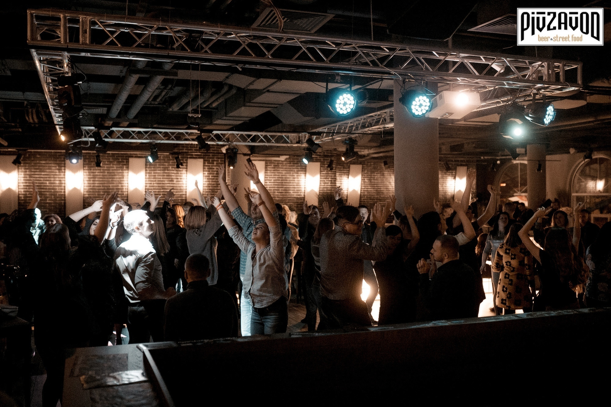 «PIVZAVOD» Суббота ___ 17 ноября. Максим Бондарев, коммерческий фотограф для бизнеса | Курск