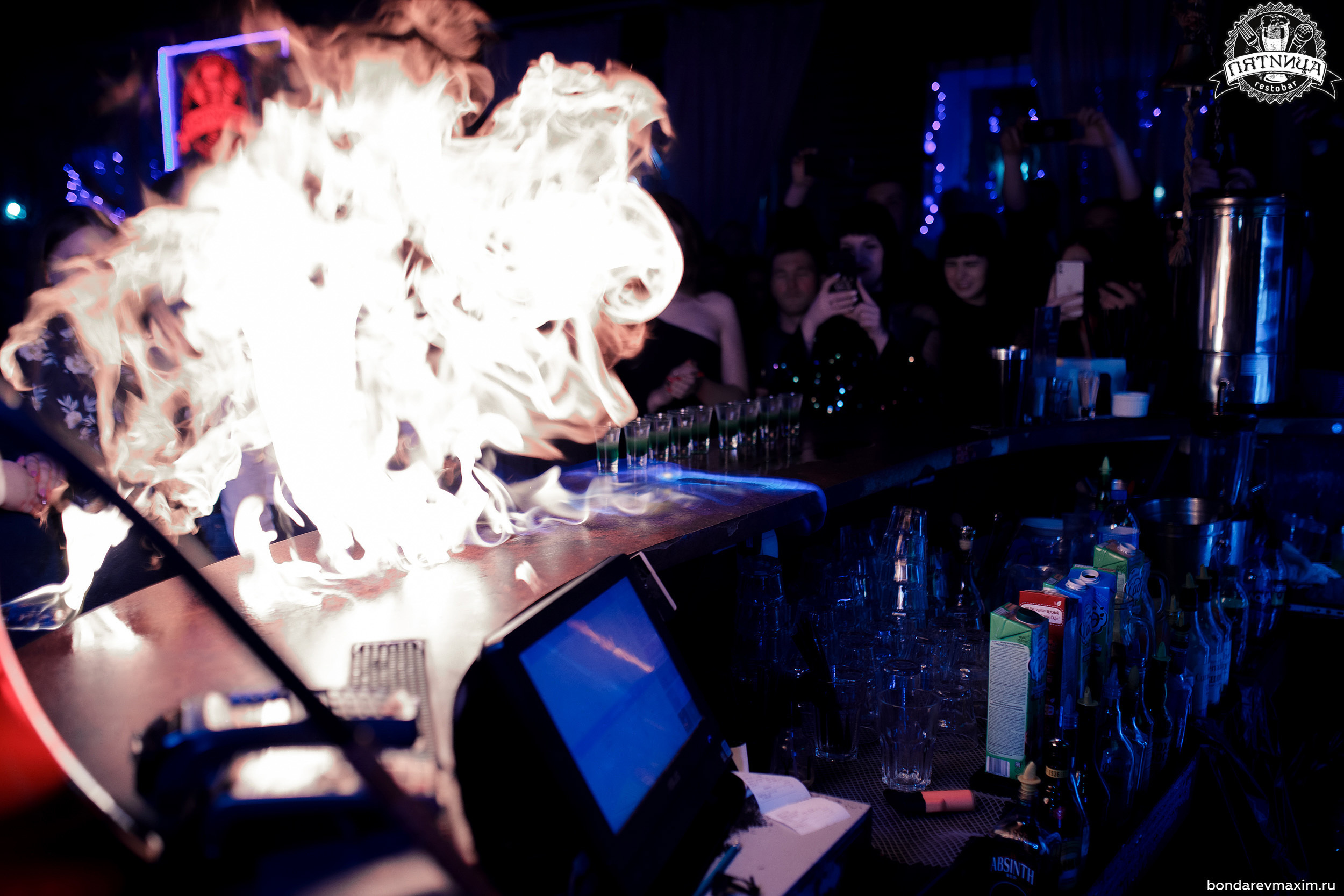 РЕСТОБАР ПЯТНИЦА 01 02 2020. Максим Бондарев, коммерческий фотограф для бизнеса | Курск