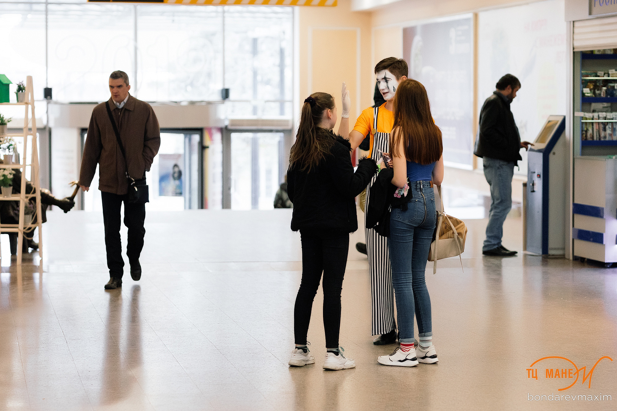 ТЦ Манеж. Максим Бондарев, коммерческий фотограф для бизнеса | Курск
