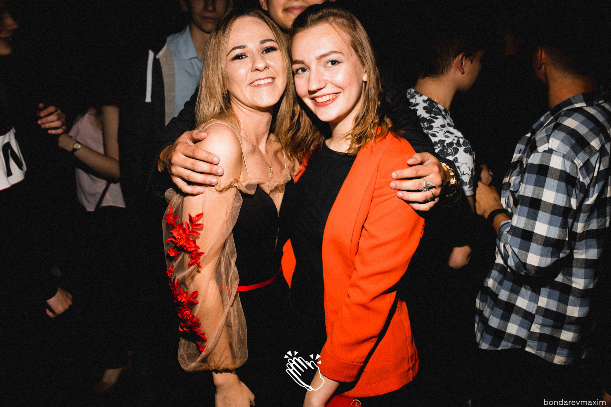 MAKE IT CLAP_ OLD TOWN ROAD. Максим Бондарев, коммерческий фотограф для бизнеса | Курск