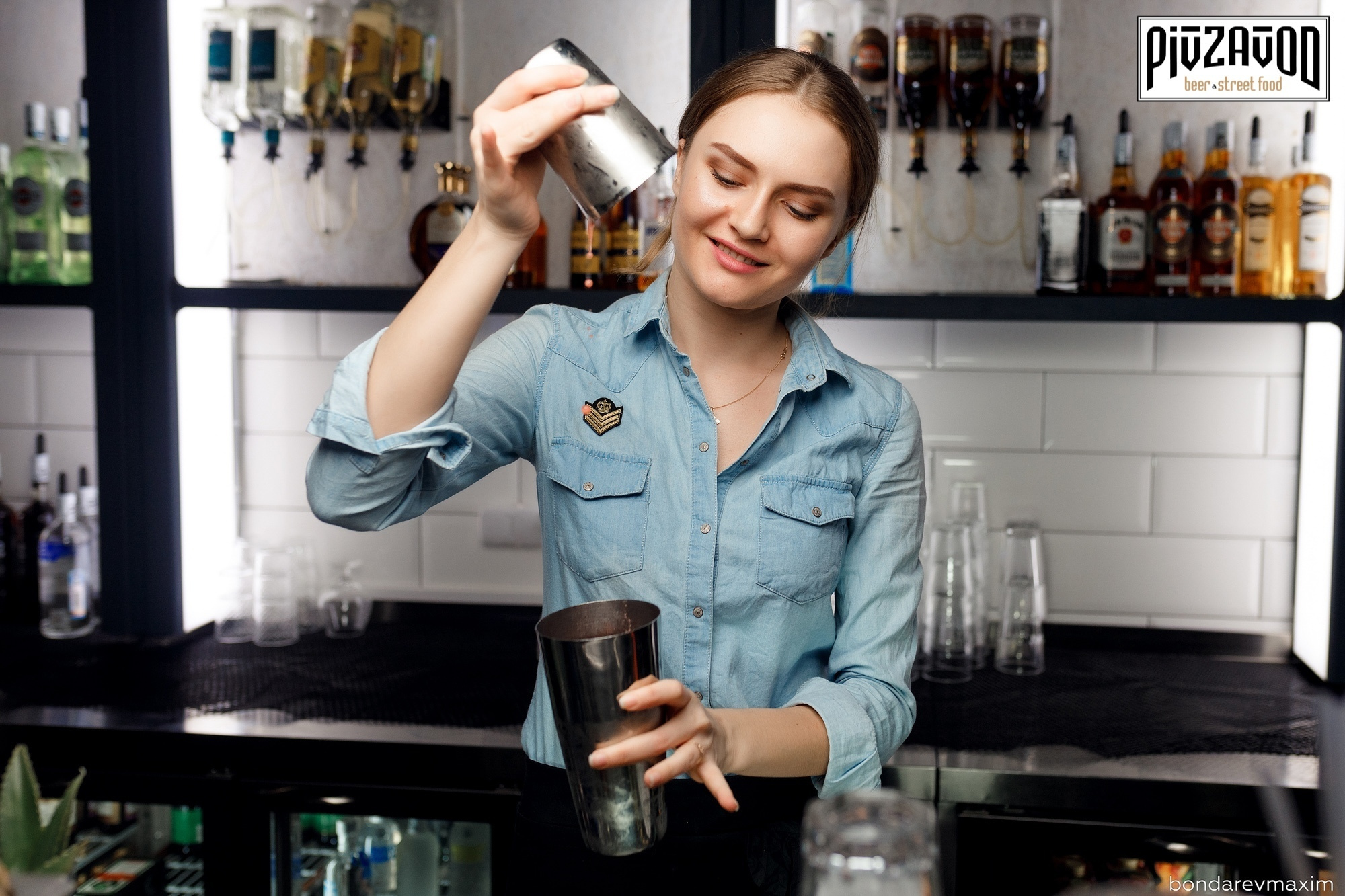 «PIVZAVOD» Пятница ___ 19 апреля. Максим Бондарев, коммерческий фотограф для бизнеса | Курск